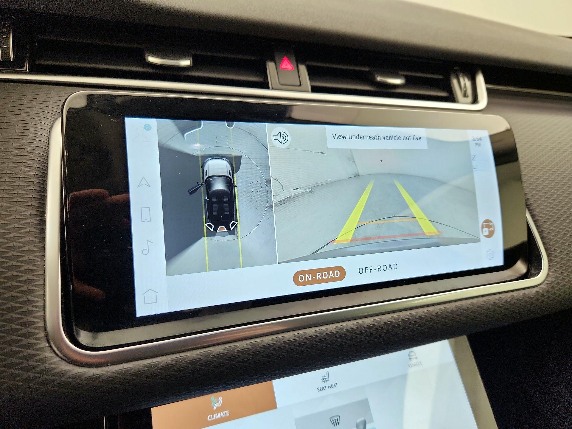 Thumbnail: 2021 Land Rover Range Rover Evoque - 15