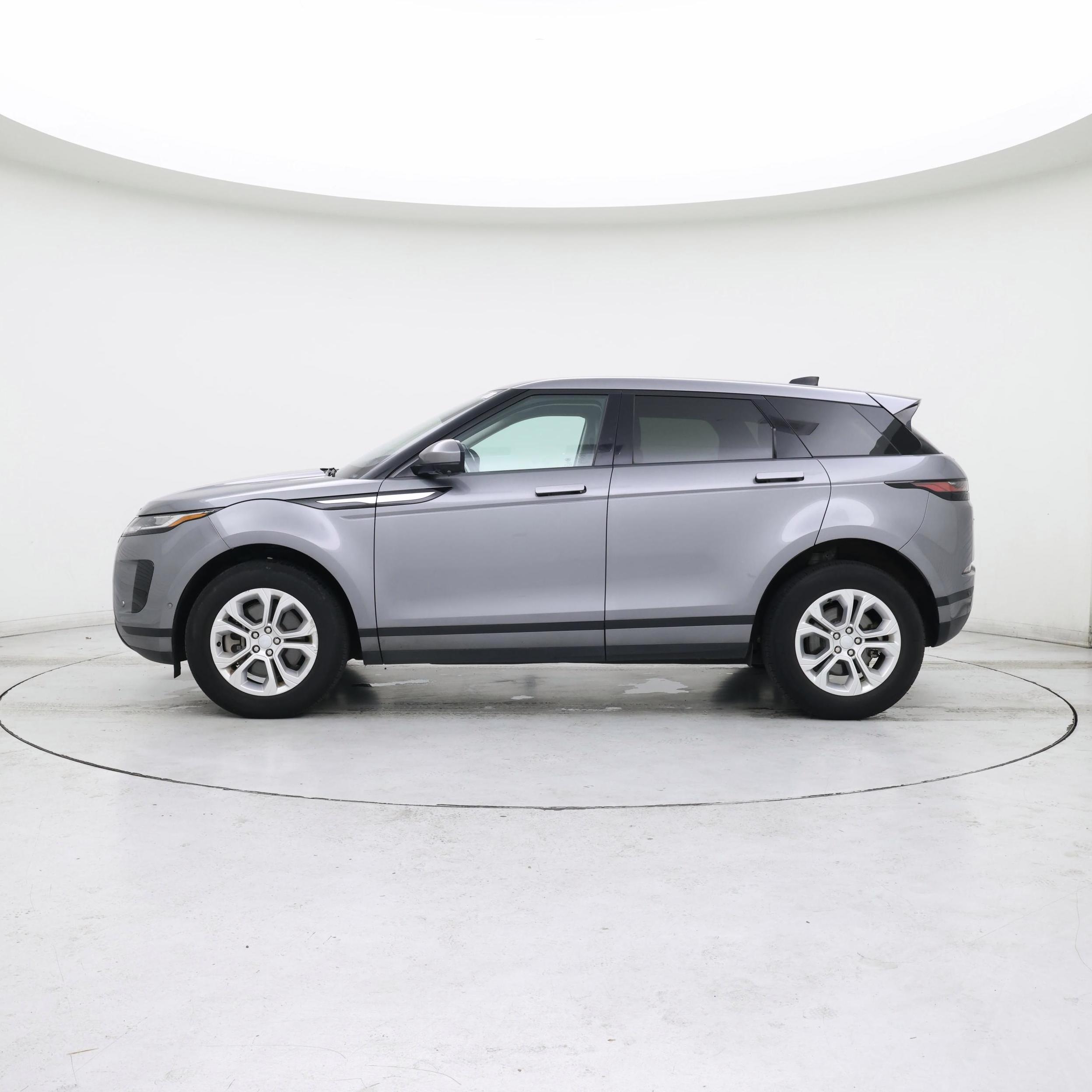 Thumbnail: 2021 Land Rover Range Rover Evoque - 3