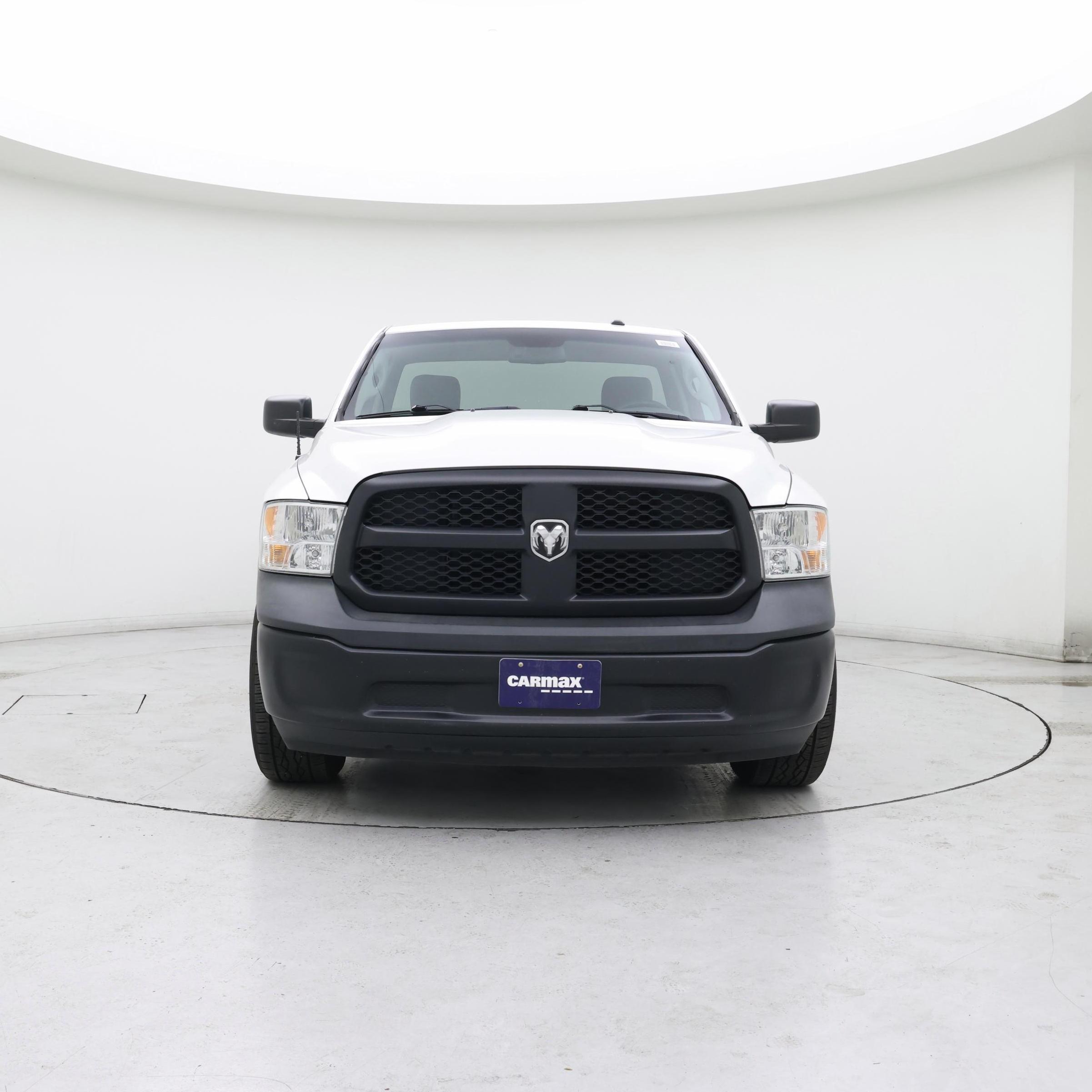 Thumbnail: 2019 RAM 1500 Classic - 5