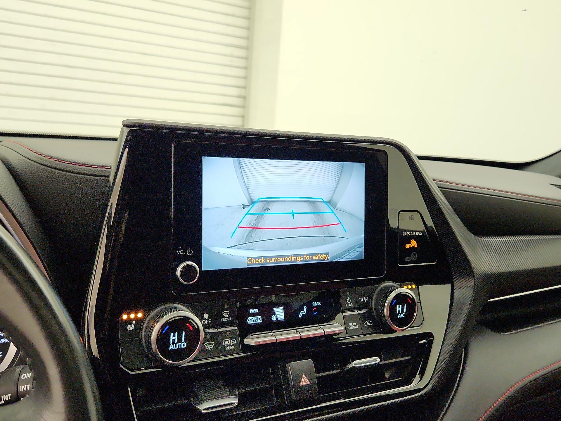 Thumbnail: 2023 Toyota Highlander - 14