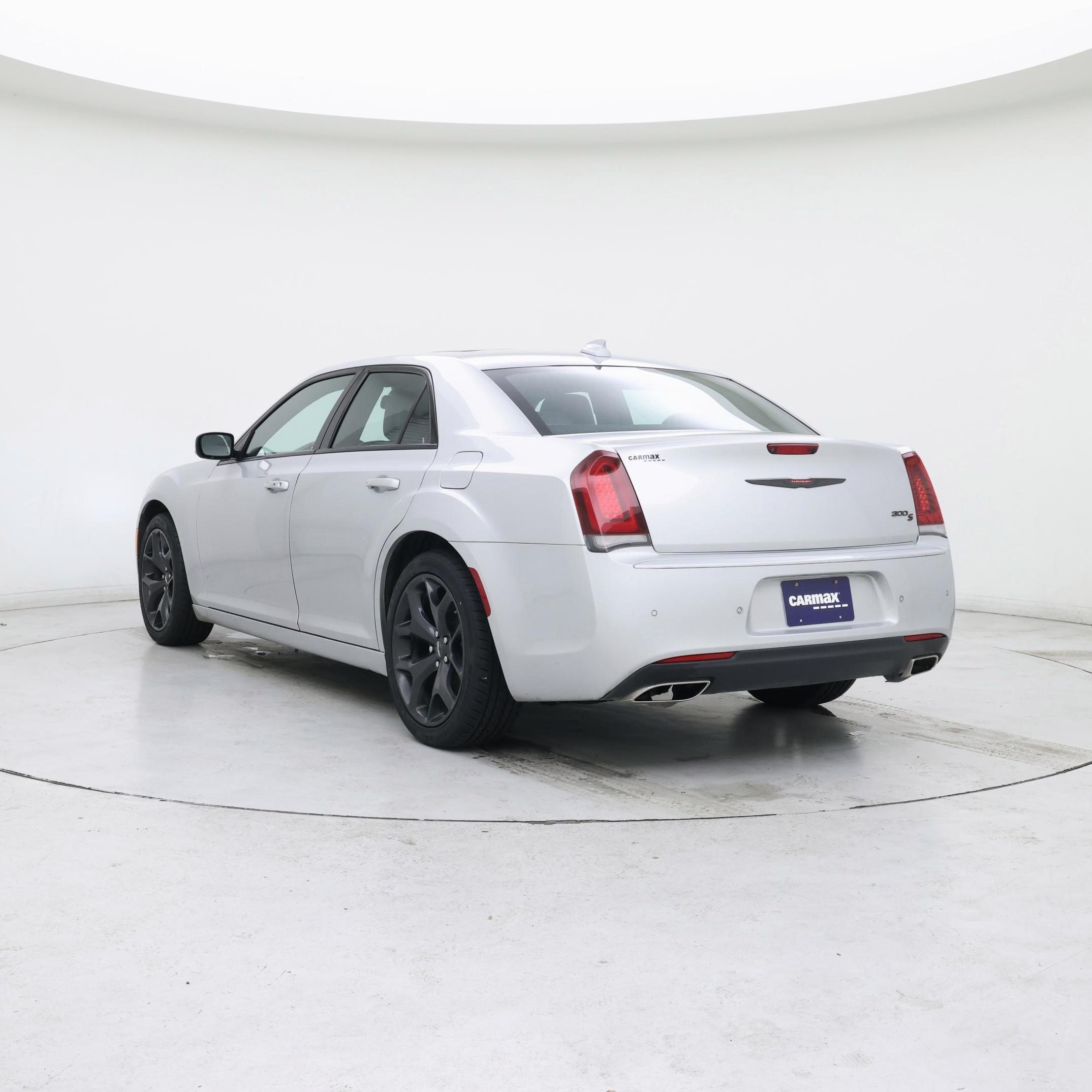 Thumbnail: 2022 Chrysler 300 - 2