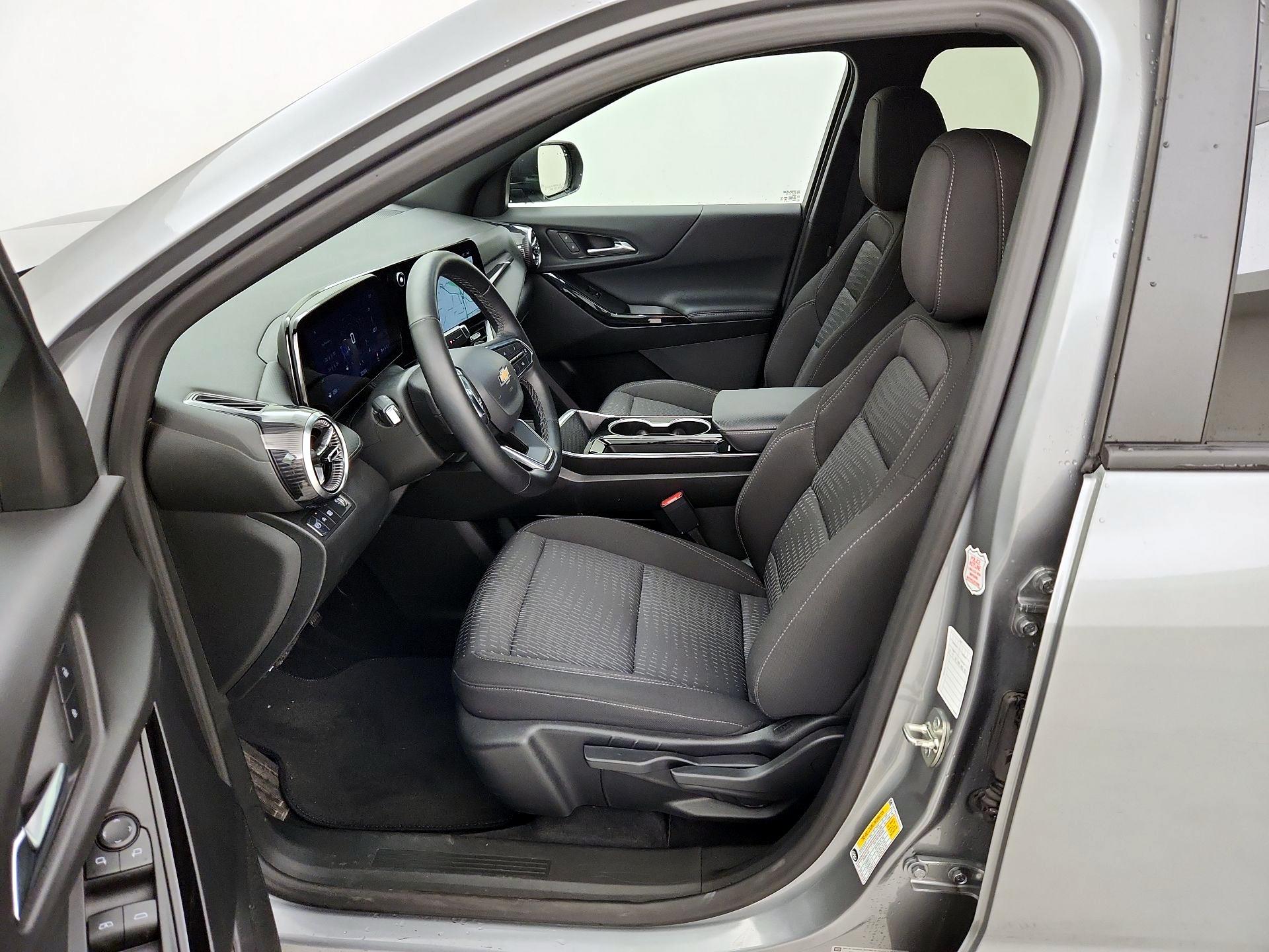 Thumbnail: 2025 Chevrolet Equinox - 11