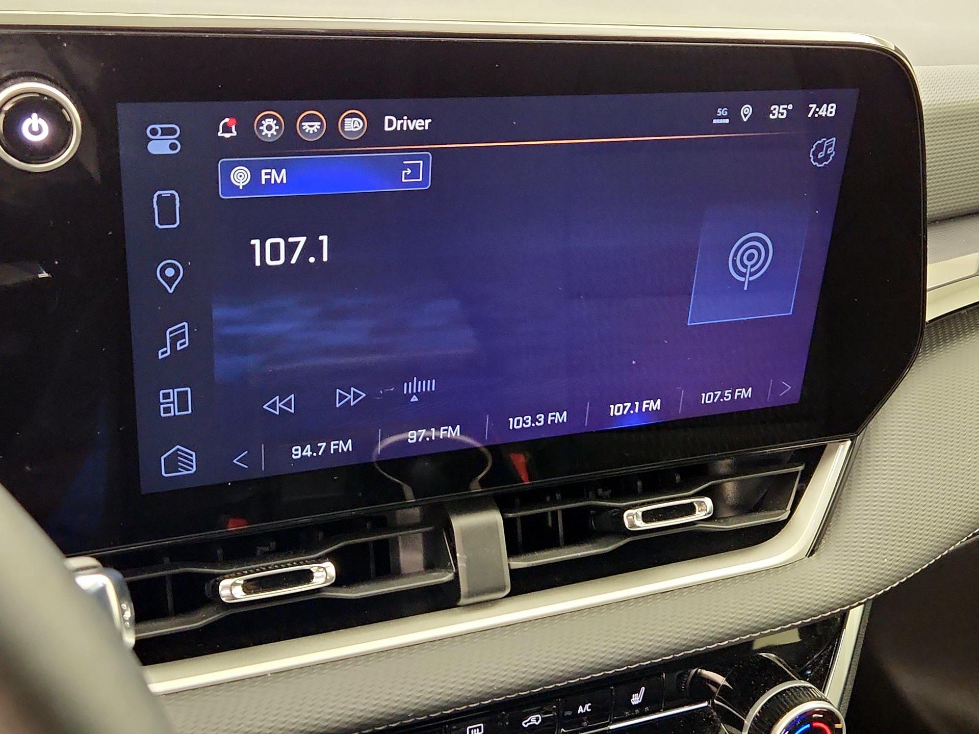 Thumbnail: 2025 Chevrolet Equinox - 16