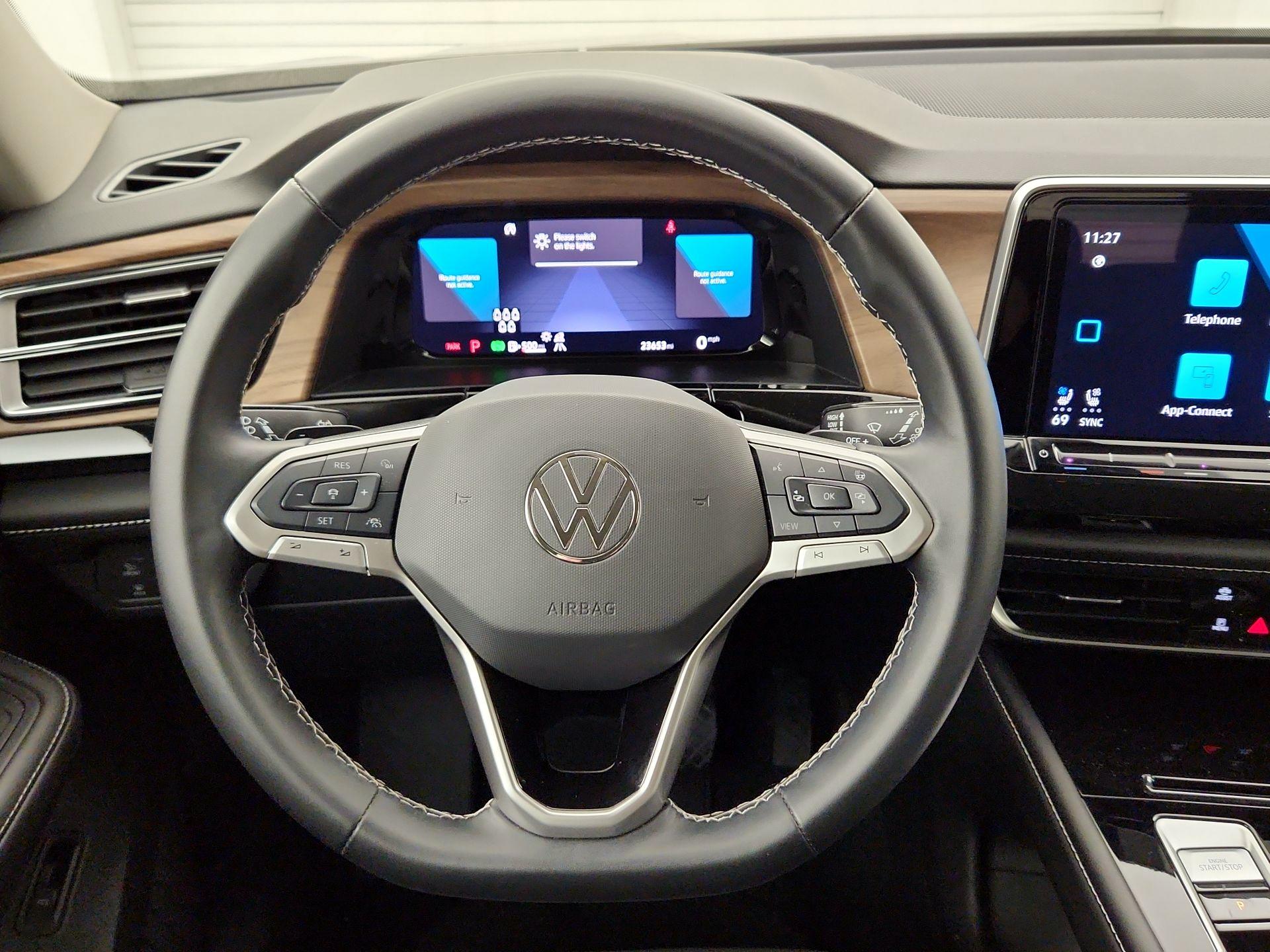 Thumbnail: 2025 Volkswagen Atlas - 10