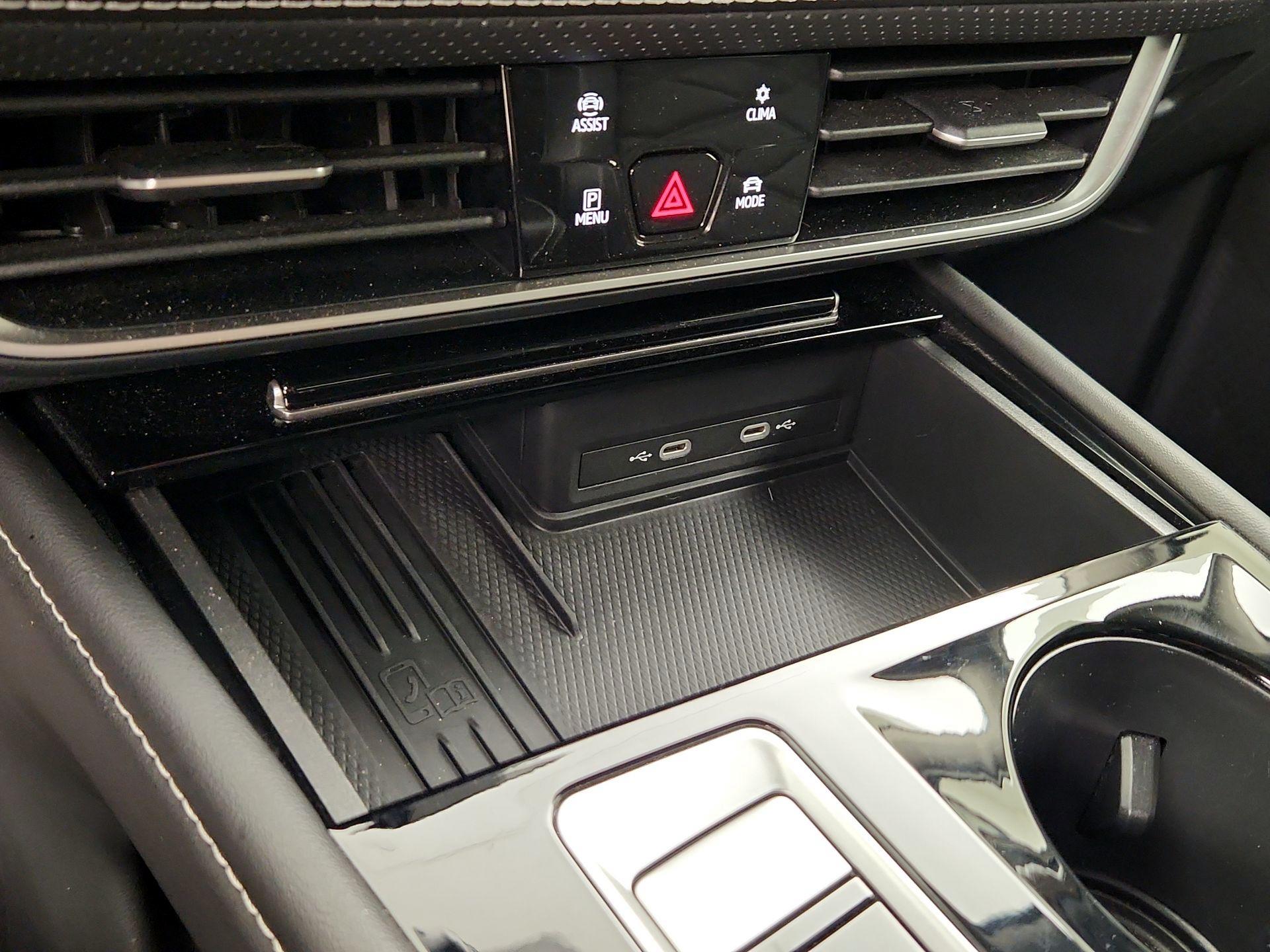 Thumbnail: 2025 Volkswagen Atlas - 18