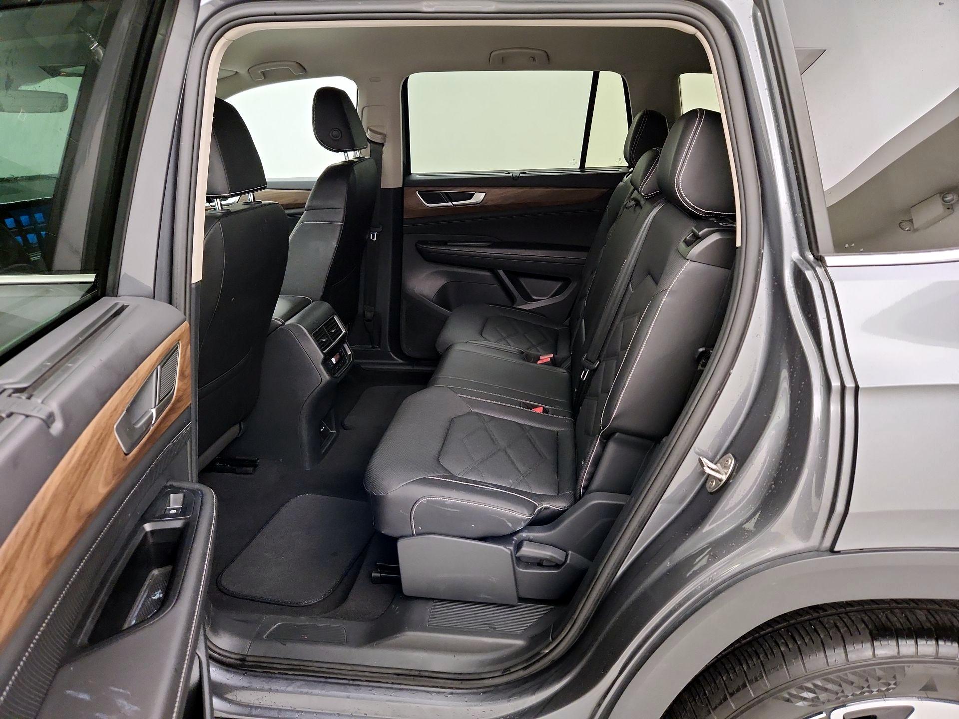 Thumbnail: 2025 Volkswagen Atlas - 19