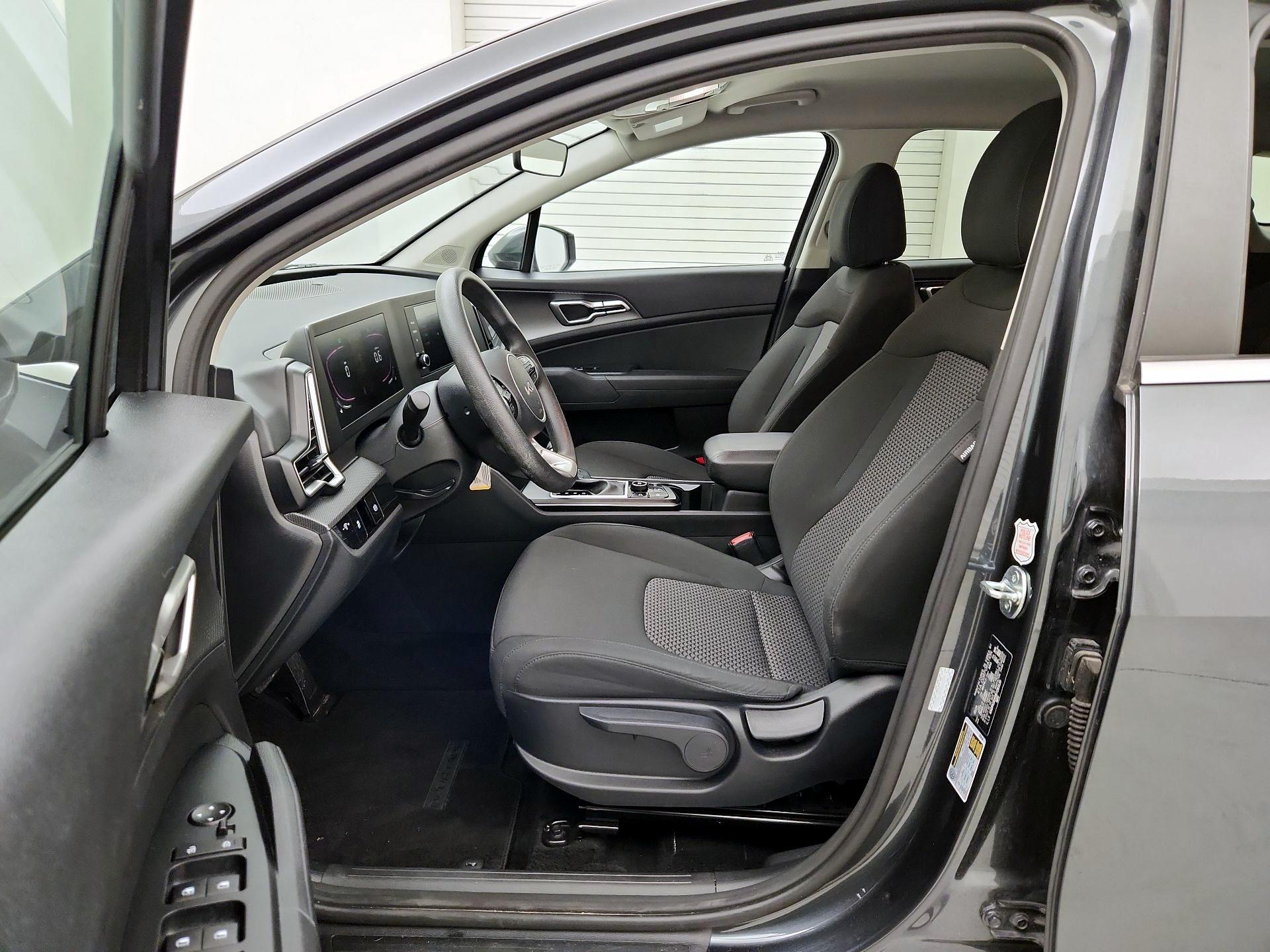 Thumbnail: 2024 Kia Sportage - 11