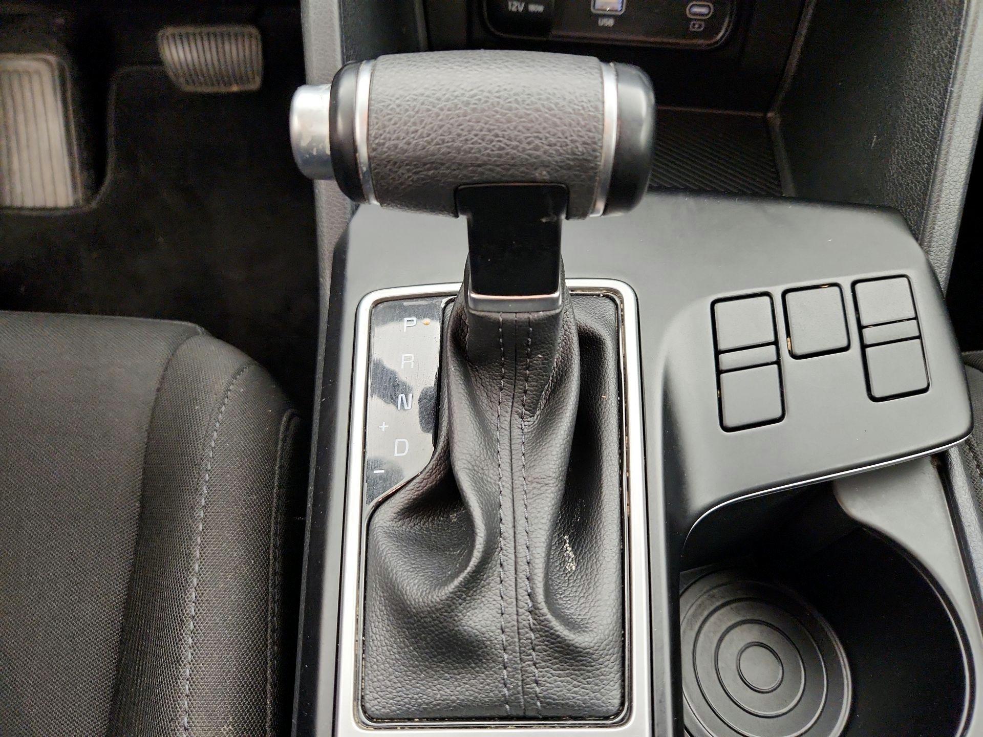 Thumbnail: 2024 Kia Sportage - 17