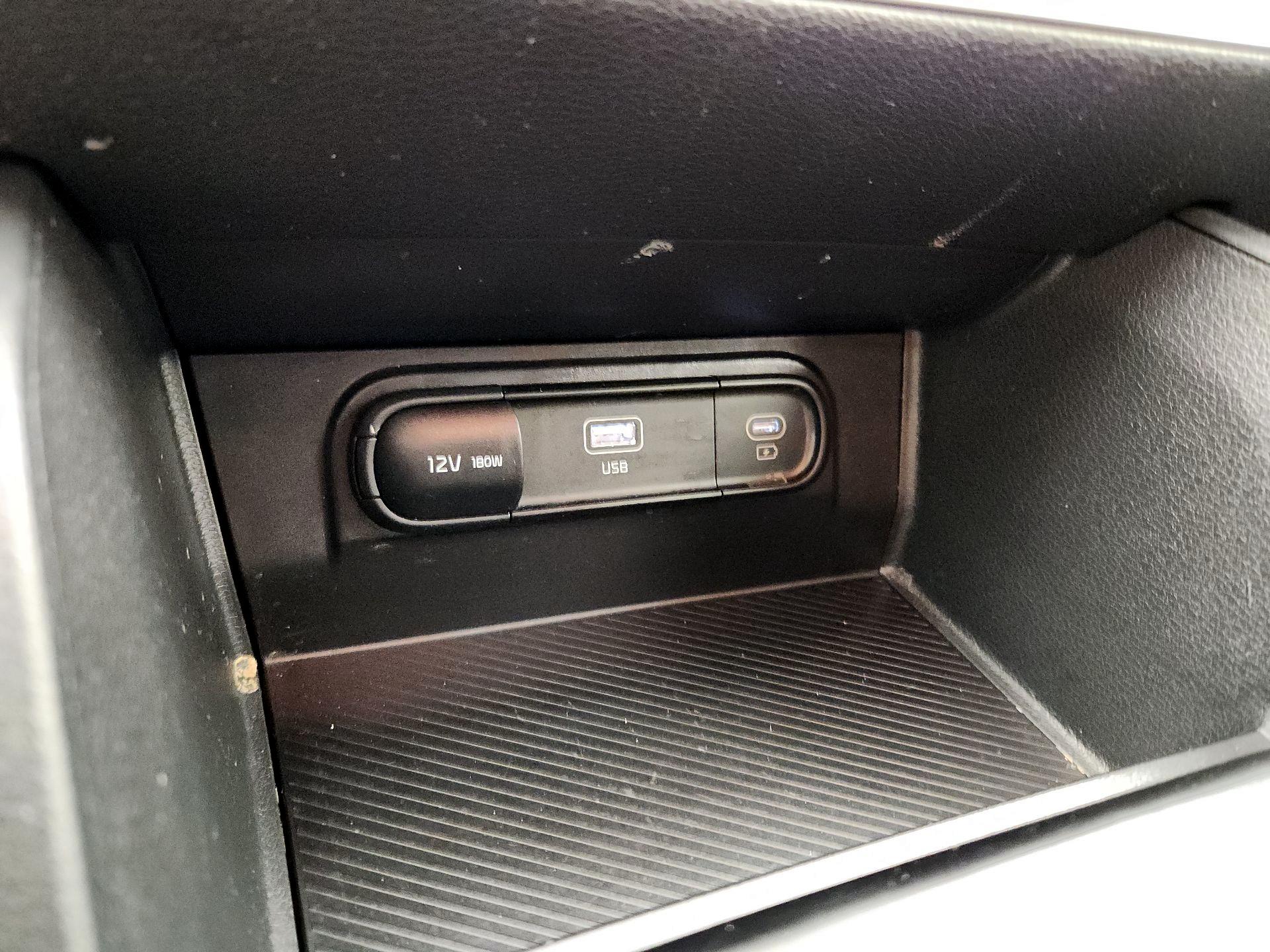 Thumbnail: 2024 Kia Sportage - 18