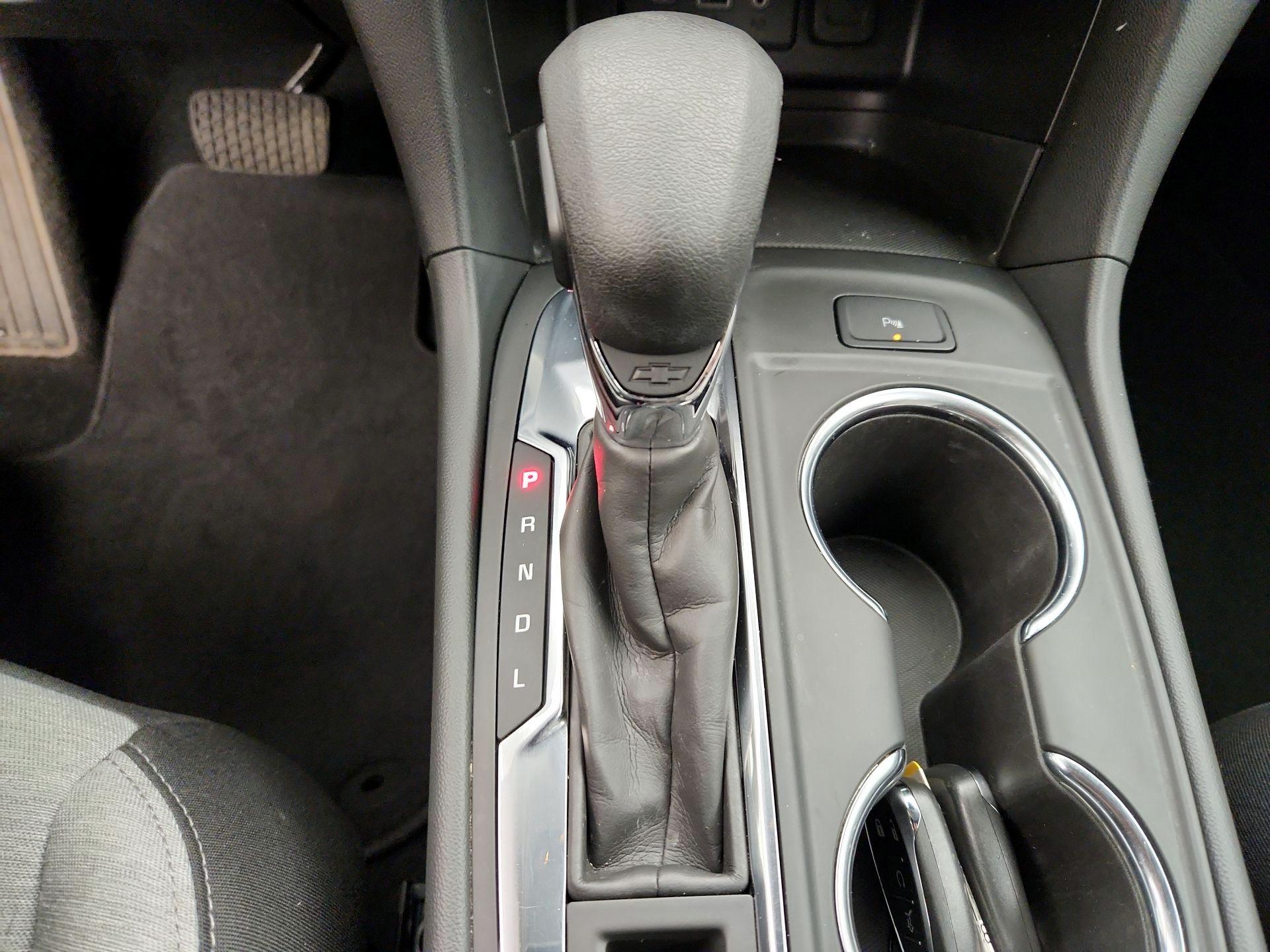 Thumbnail: 2023 Chevrolet Equinox - 17