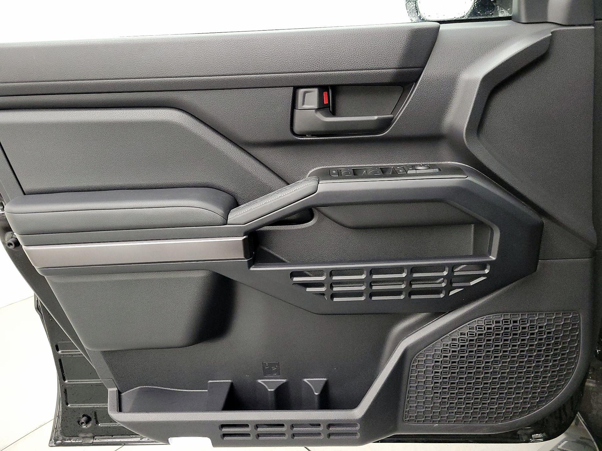 Thumbnail: 2025 Toyota 4Runner - 12