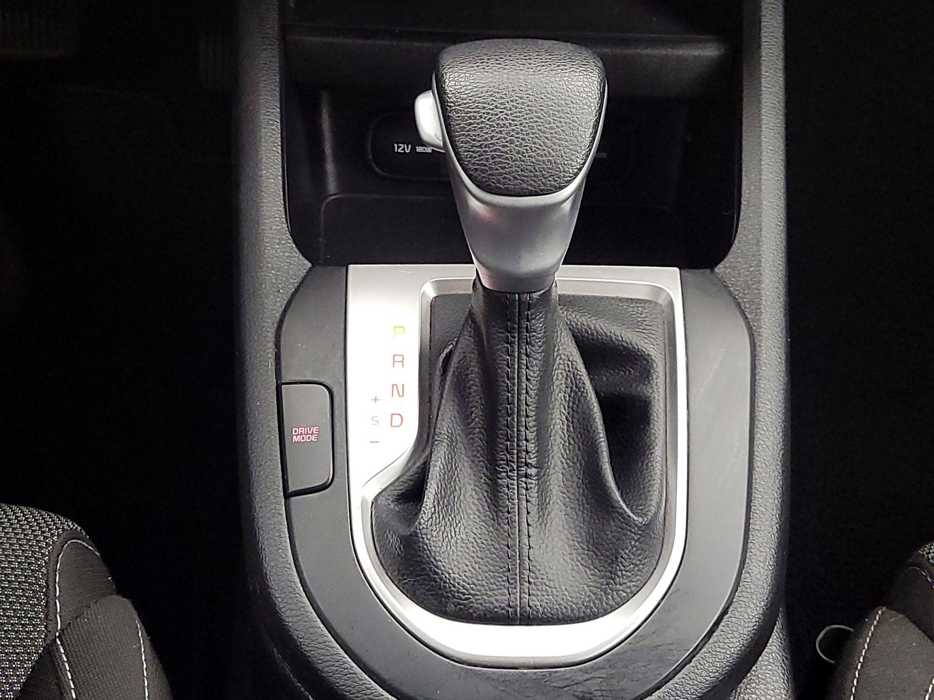 Thumbnail: 2023 Kia Forte - 17