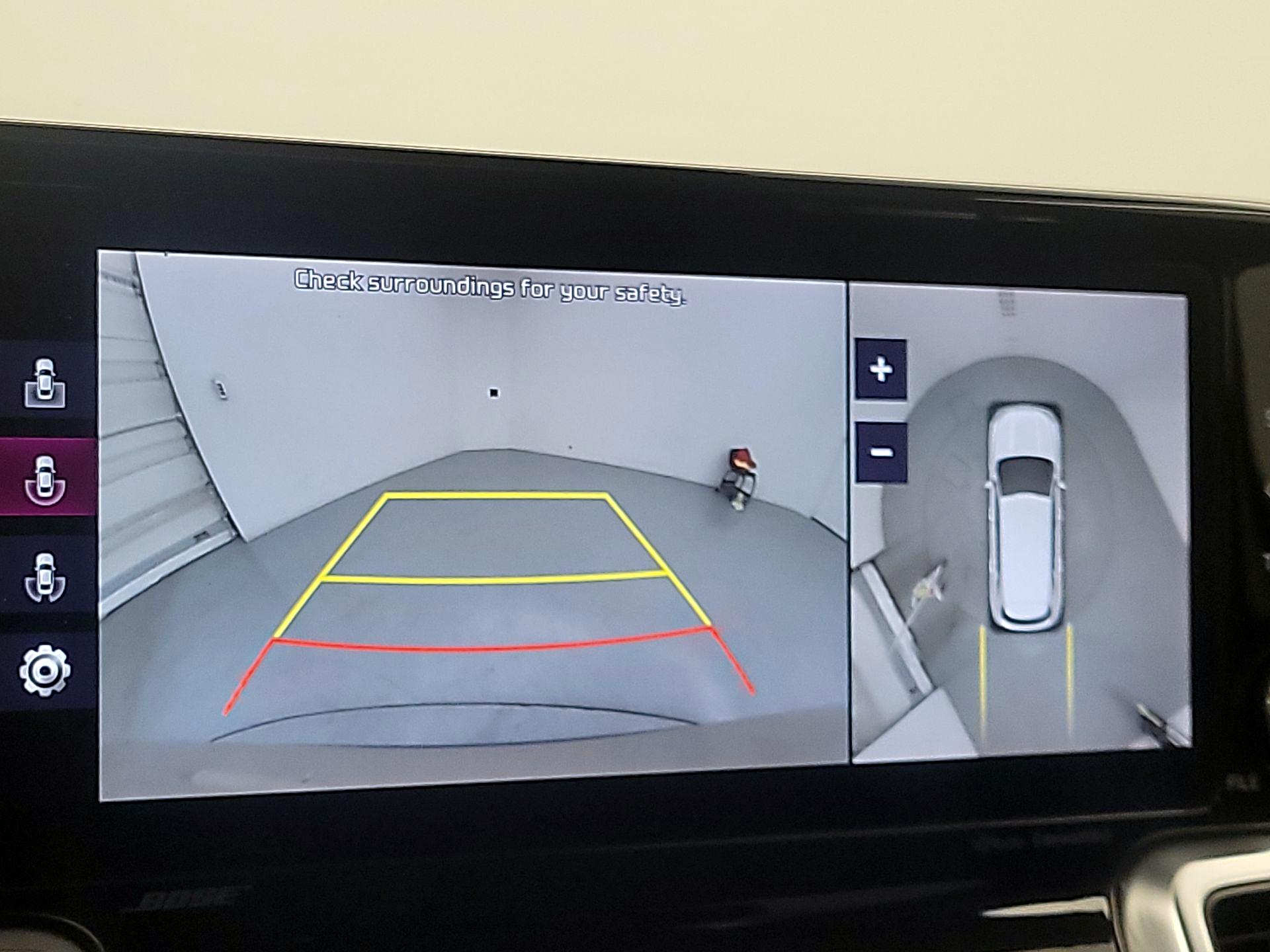 Thumbnail: 2021 Kia Sorento - 15