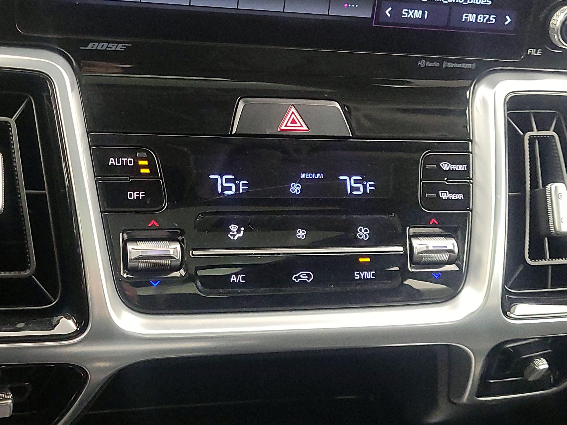 Thumbnail: 2021 Kia Sorento - 17