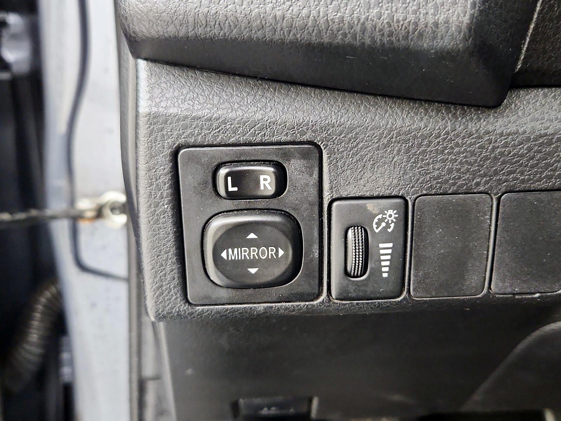 Thumbnail: 2014 Toyota Corolla - 13