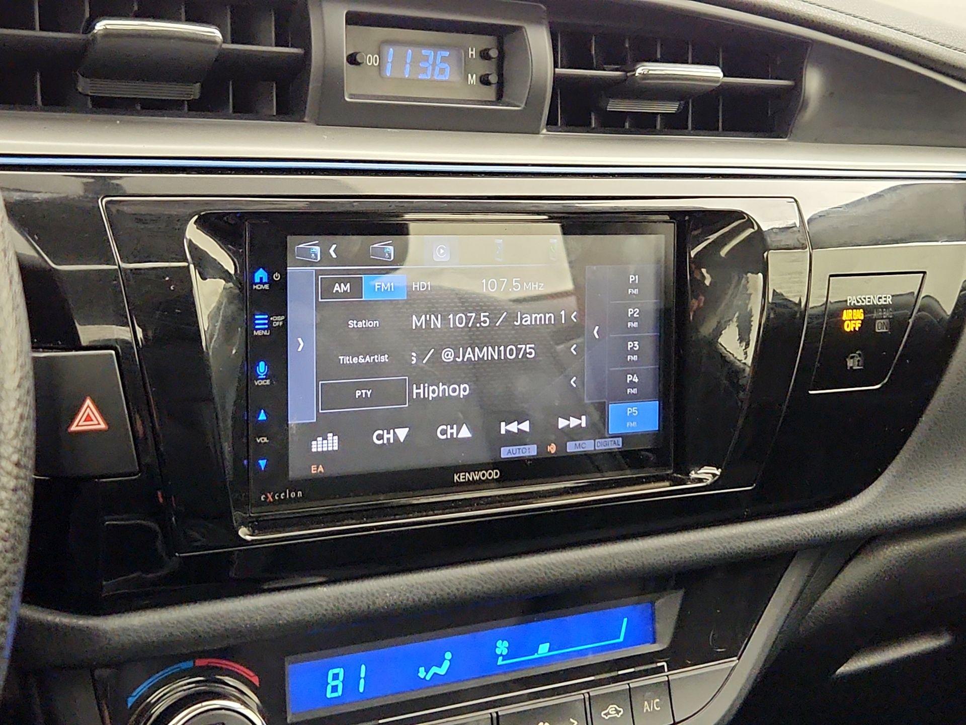 Thumbnail: 2014 Toyota Corolla - 15