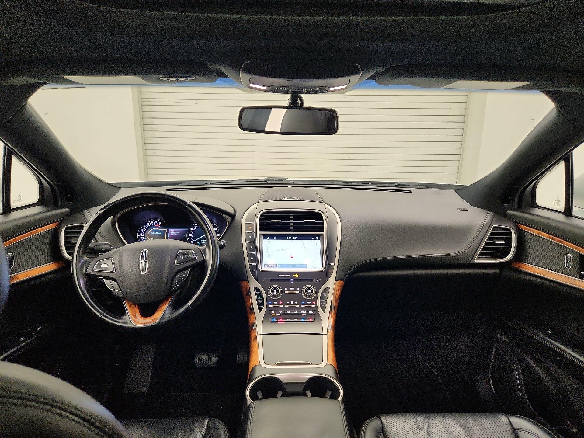 Thumbnail: 2017 Lincoln MKX - 9