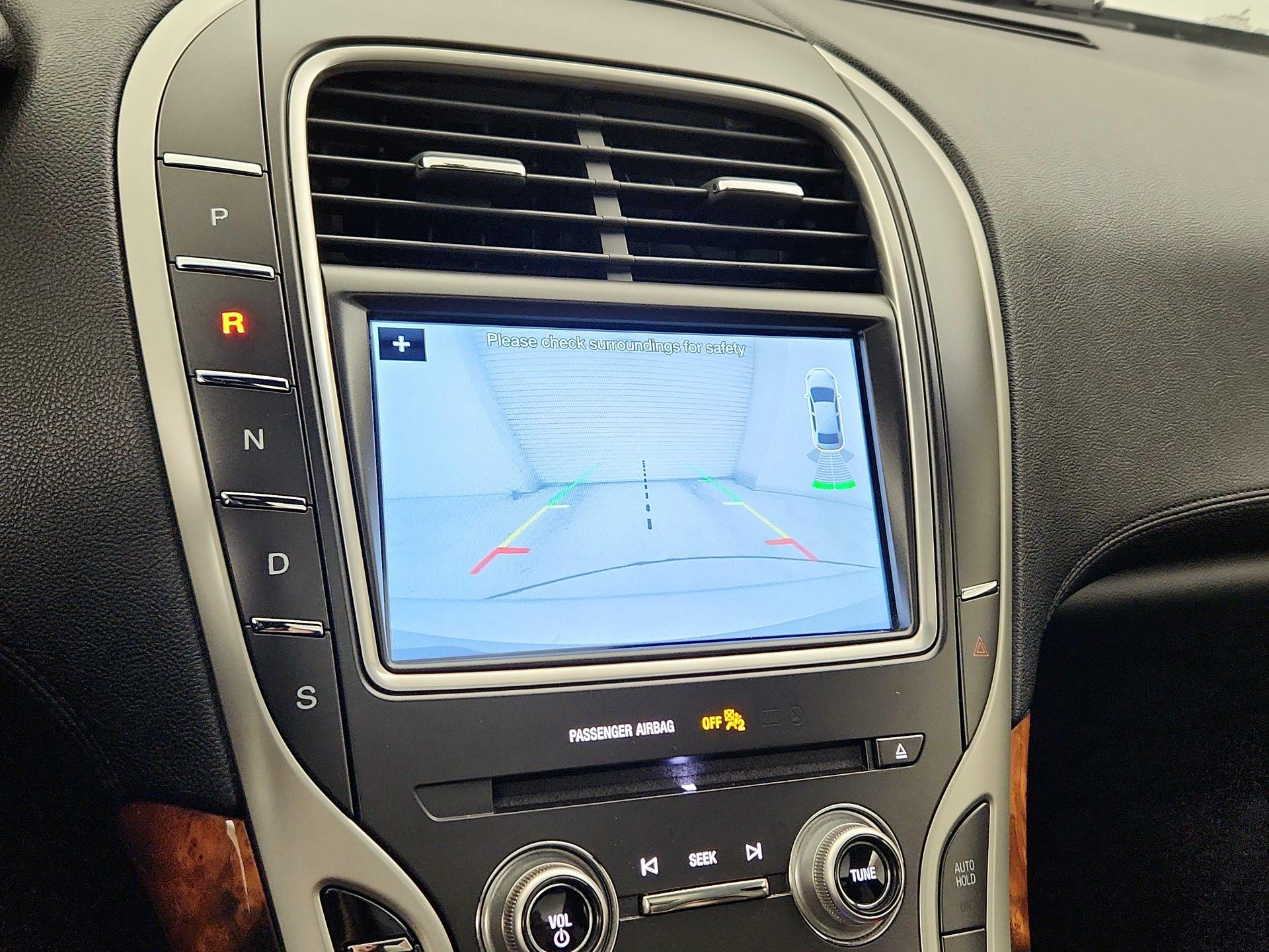 Thumbnail: 2017 Lincoln MKX - 15