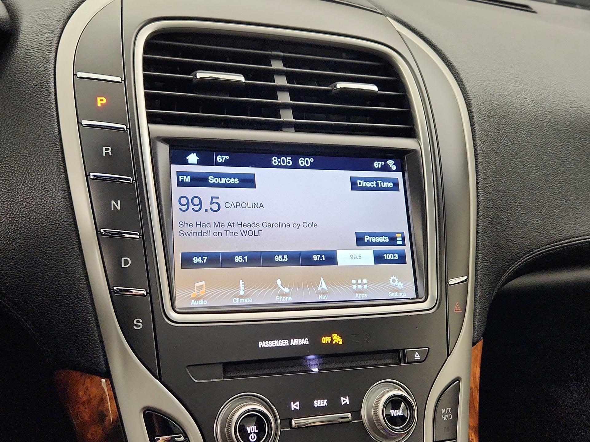 Thumbnail: 2017 Lincoln MKX - 16