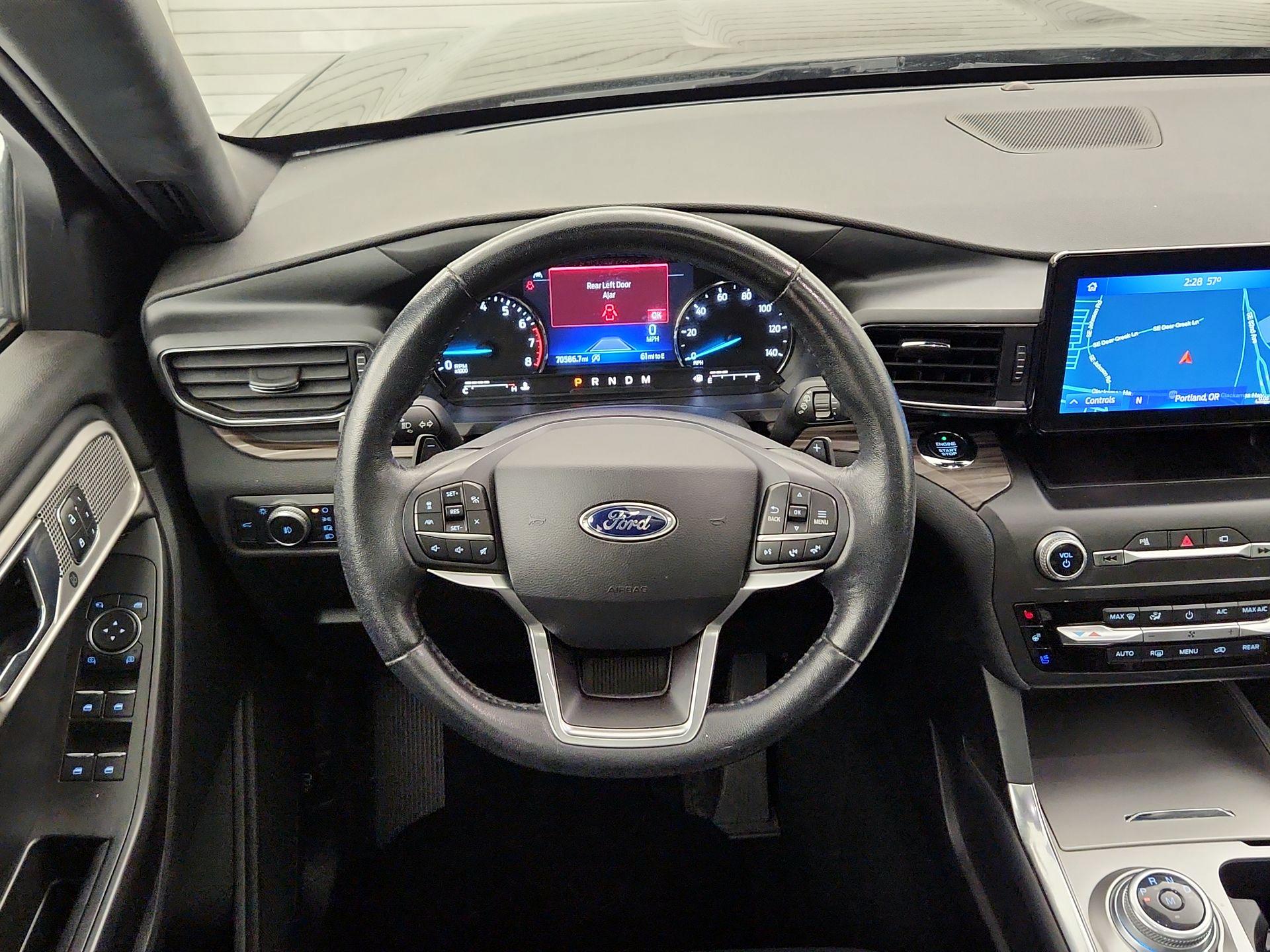 Thumbnail: 2020 Ford Explorer - 10