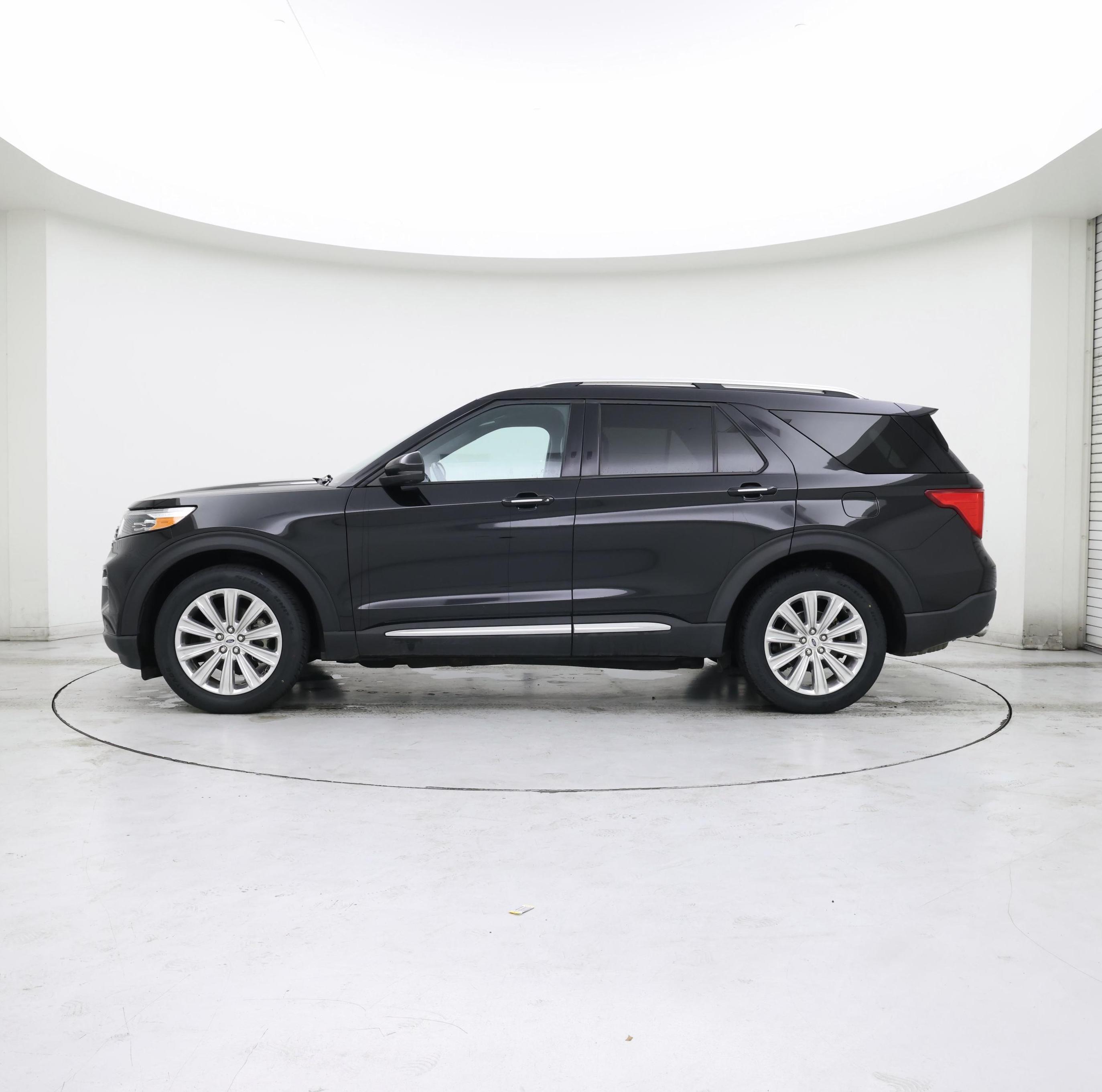 Thumbnail: 2020 Ford Explorer - 3
