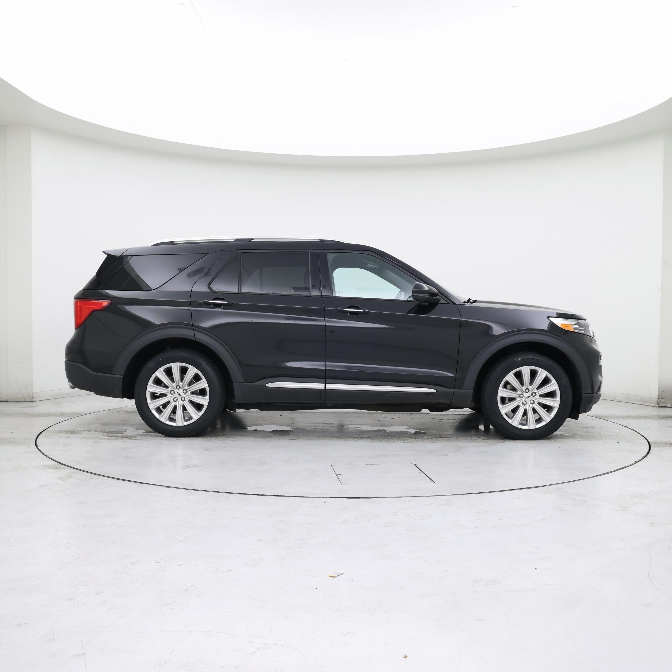 Thumbnail: 2020 Ford Explorer - 7