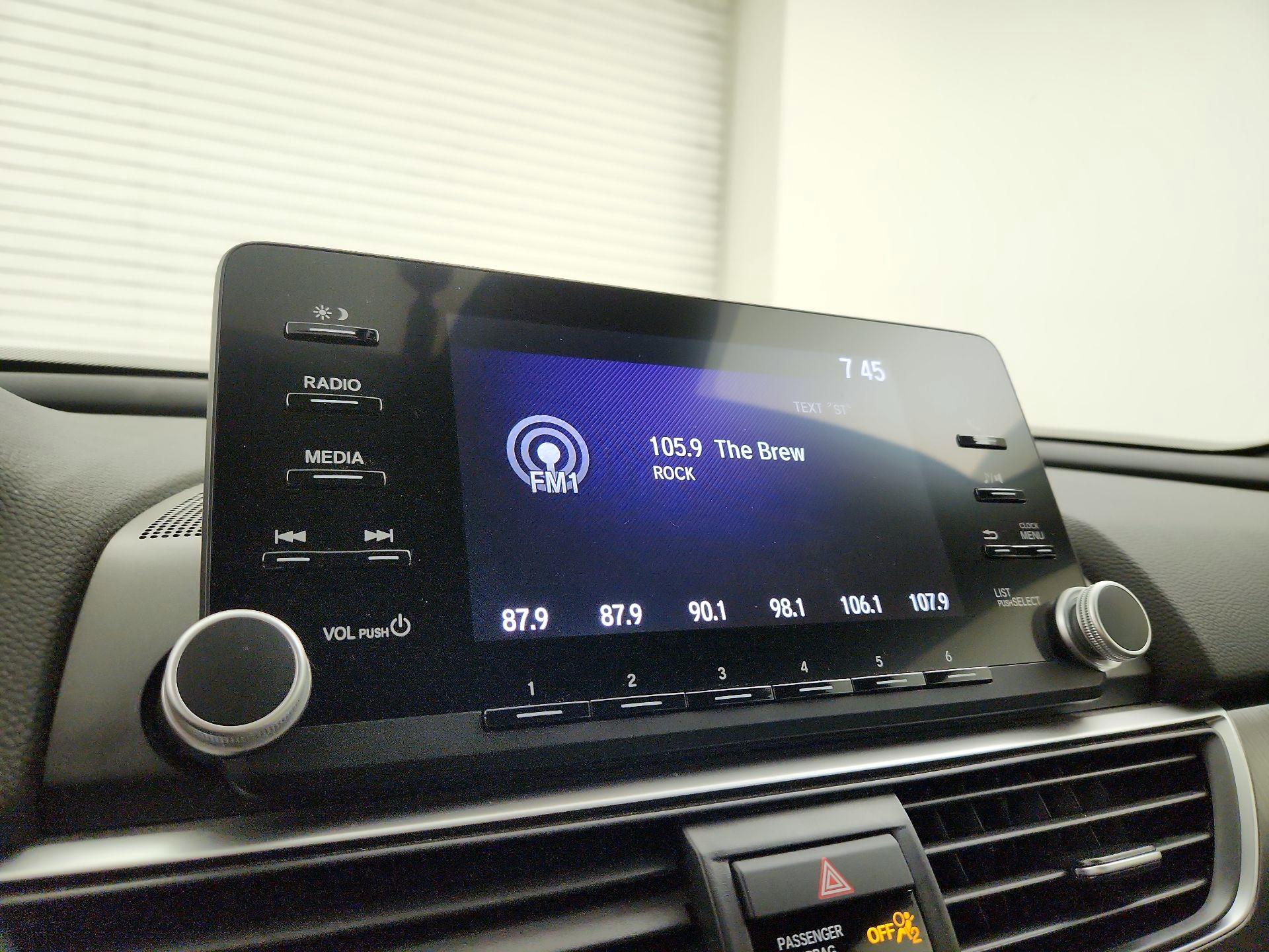 Thumbnail: 2018 Honda Accord - 15