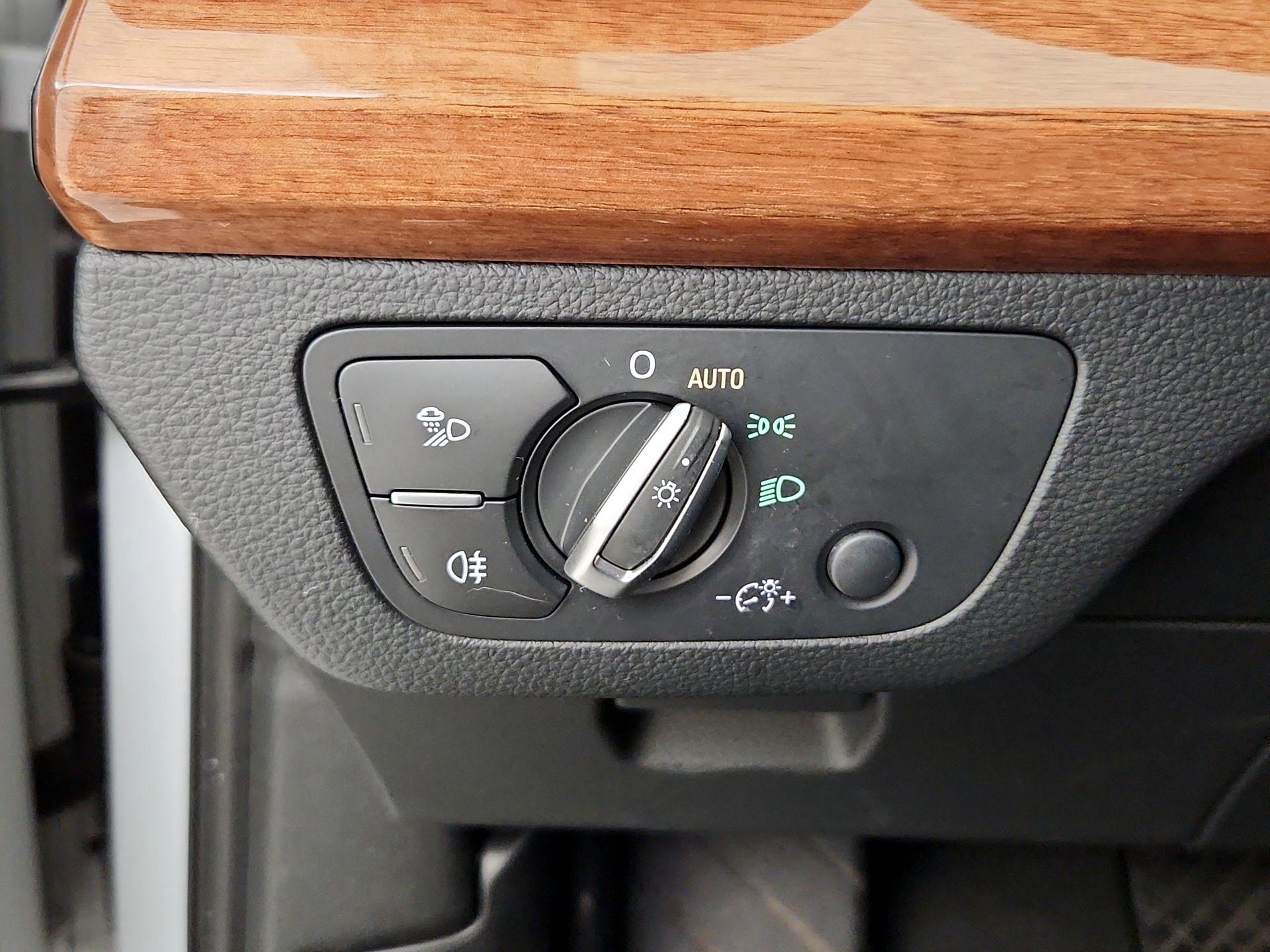 Thumbnail: 2021 Audi Q5 - 13