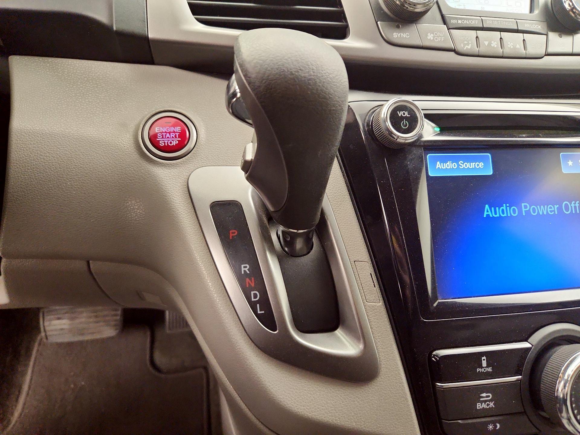 Thumbnail: 2015 Honda Odyssey - 17