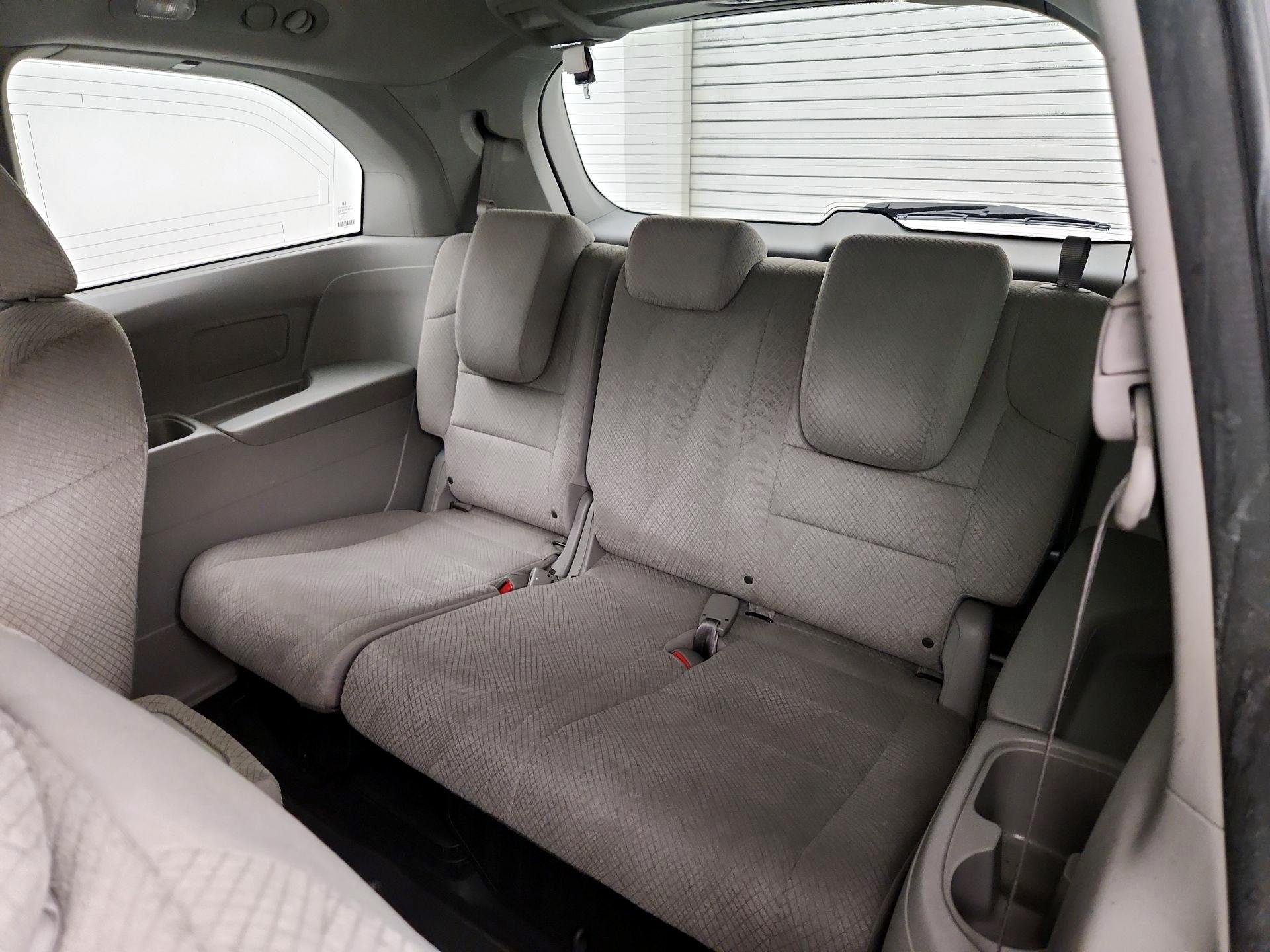 Thumbnail: 2015 Honda Odyssey - 20