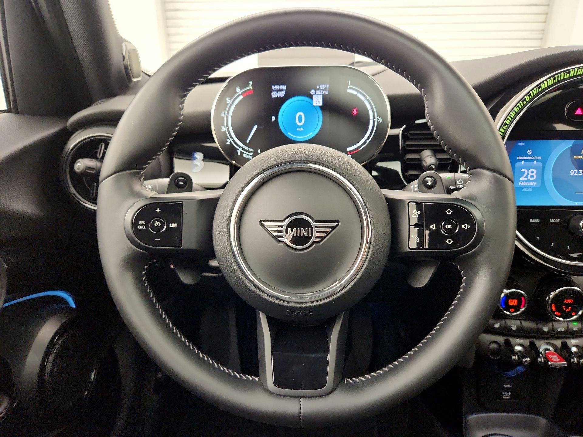 Thumbnail: 2022 MINI Cooper Hardtop - 10