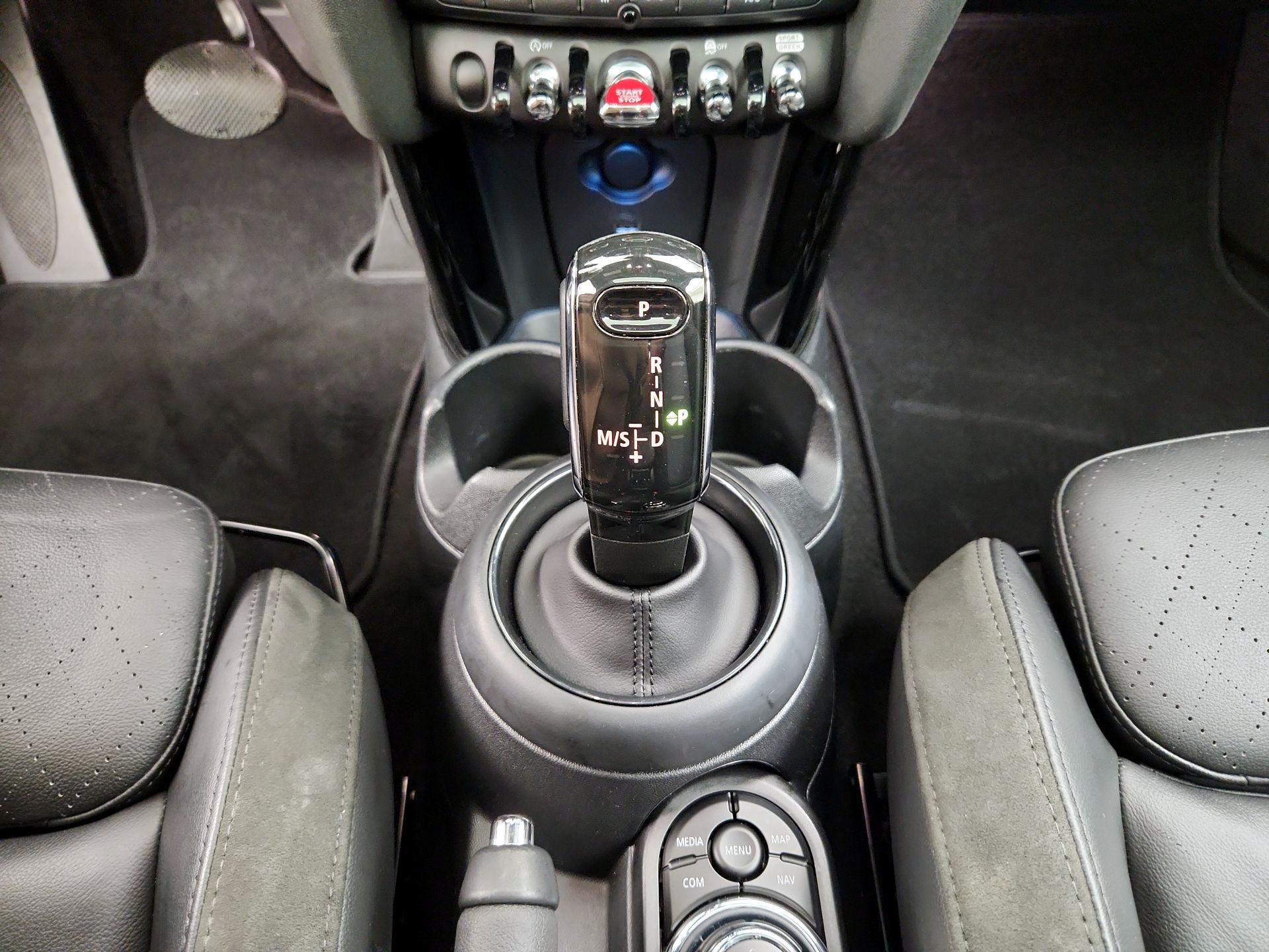 Thumbnail: 2022 MINI Cooper Hardtop - 18