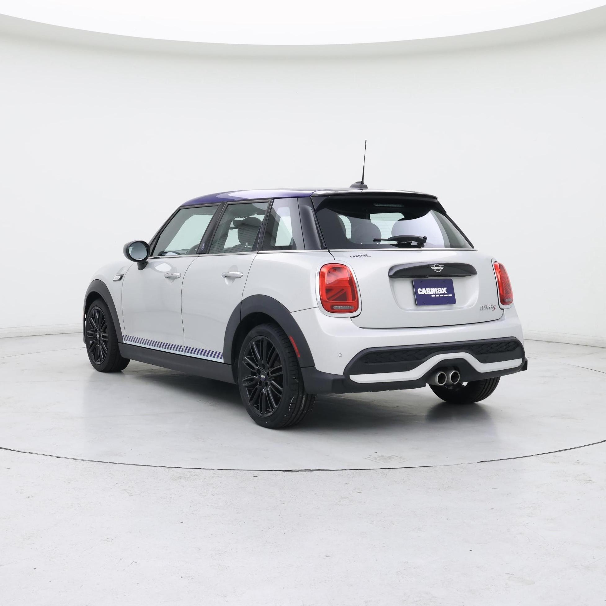 Thumbnail: 2022 MINI Cooper Hardtop - 2