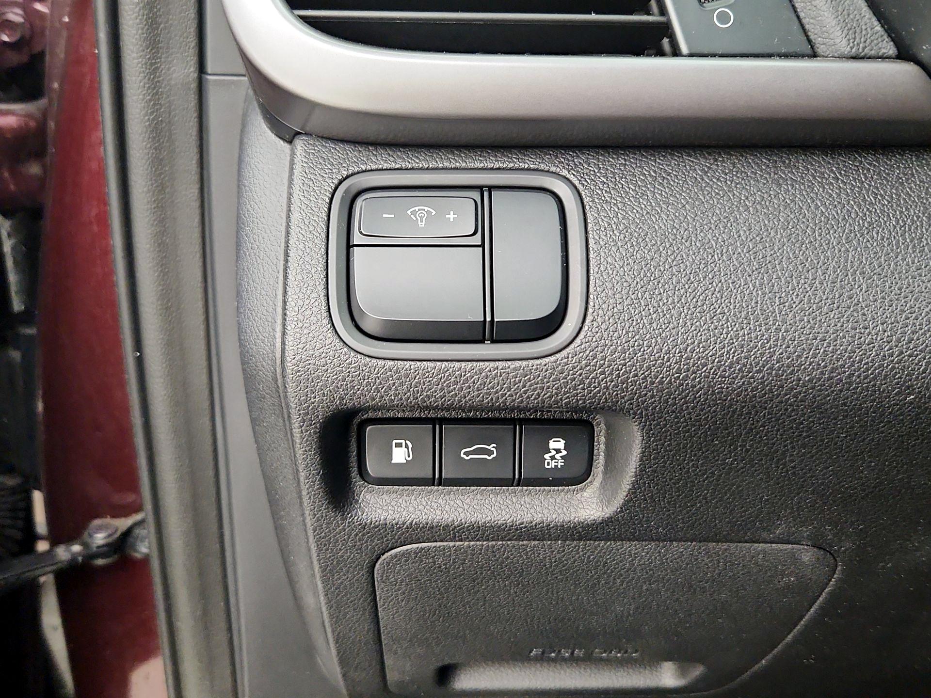 Thumbnail: 2016 Kia Optima - 13