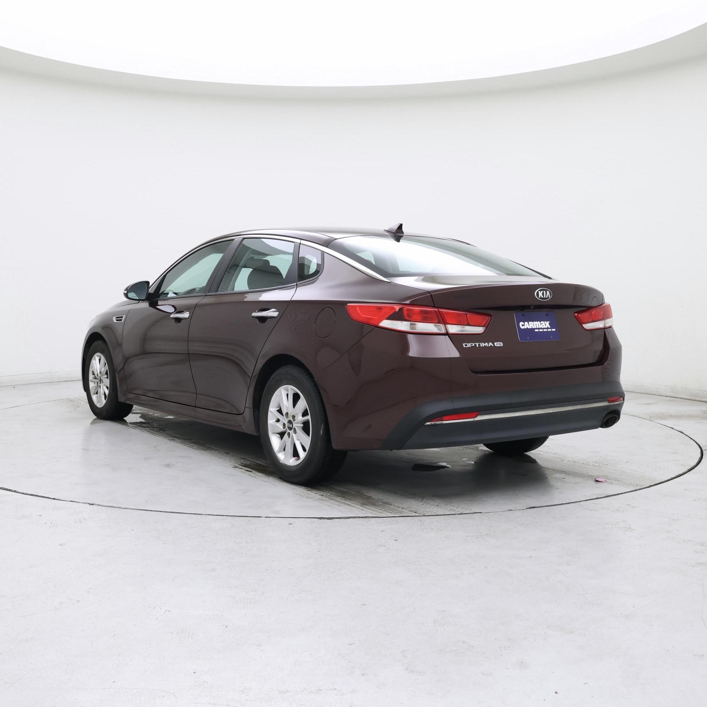 Thumbnail: 2016 Kia Optima - 2