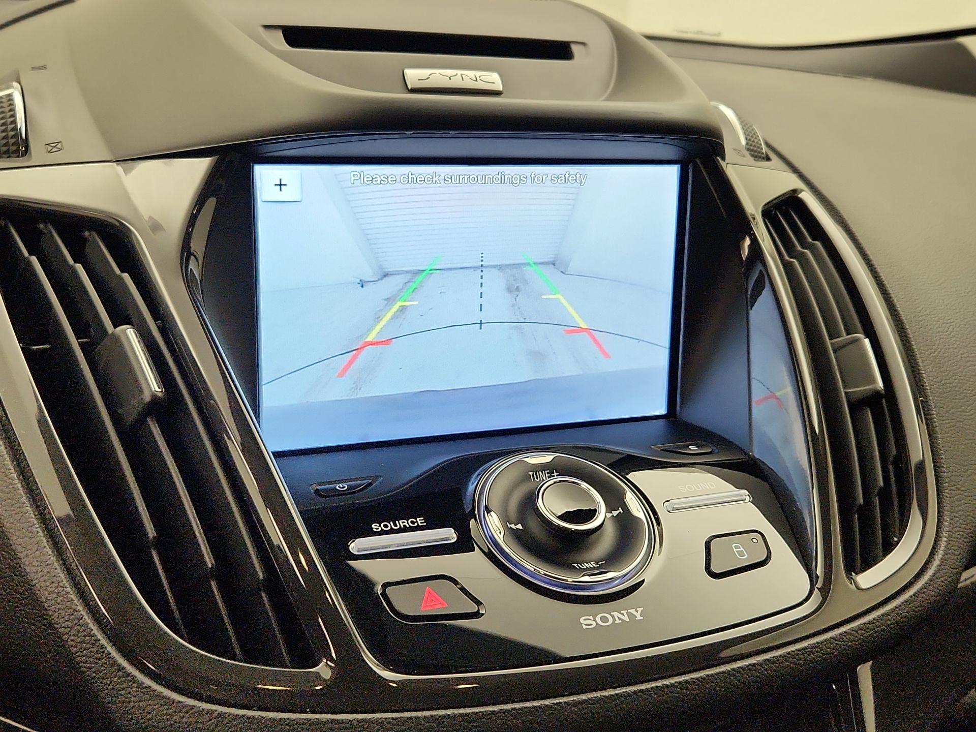 Thumbnail: 2016 Ford Escape - 15