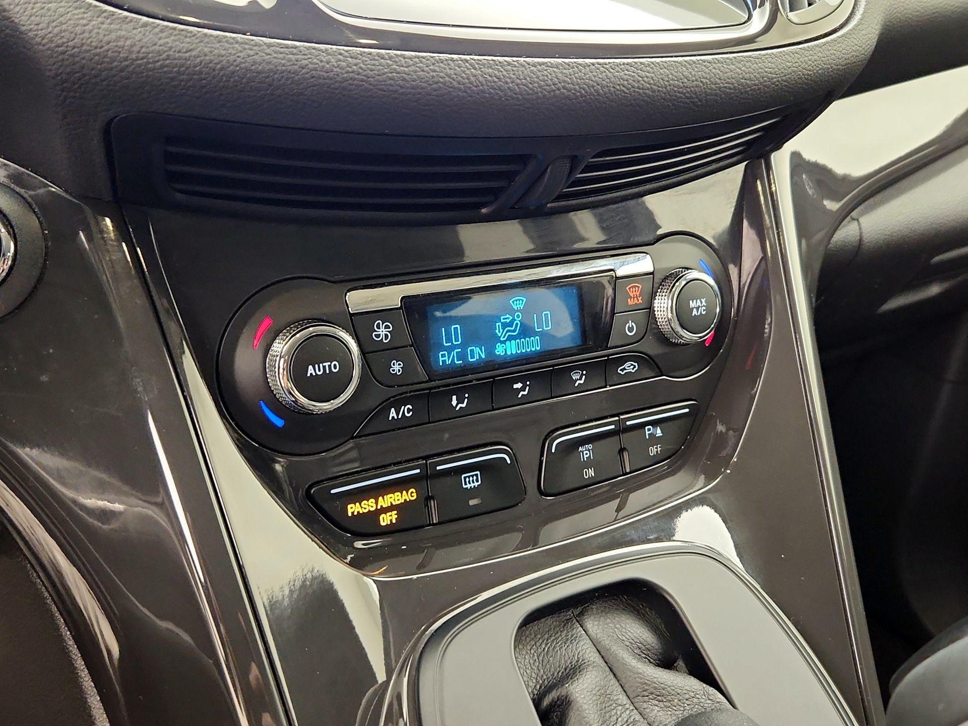 Thumbnail: 2016 Ford Escape - 17