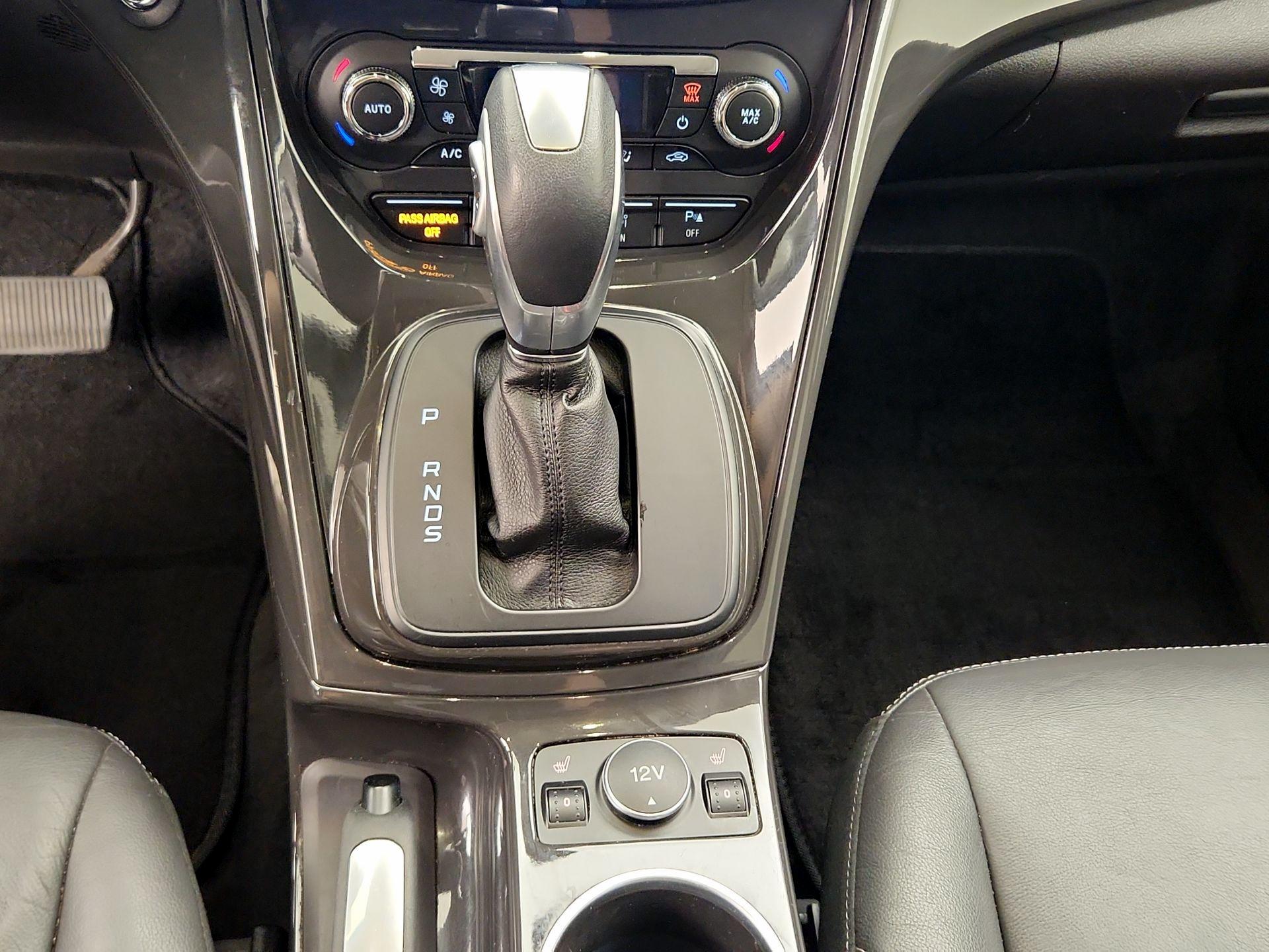 Thumbnail: 2016 Ford Escape - 18