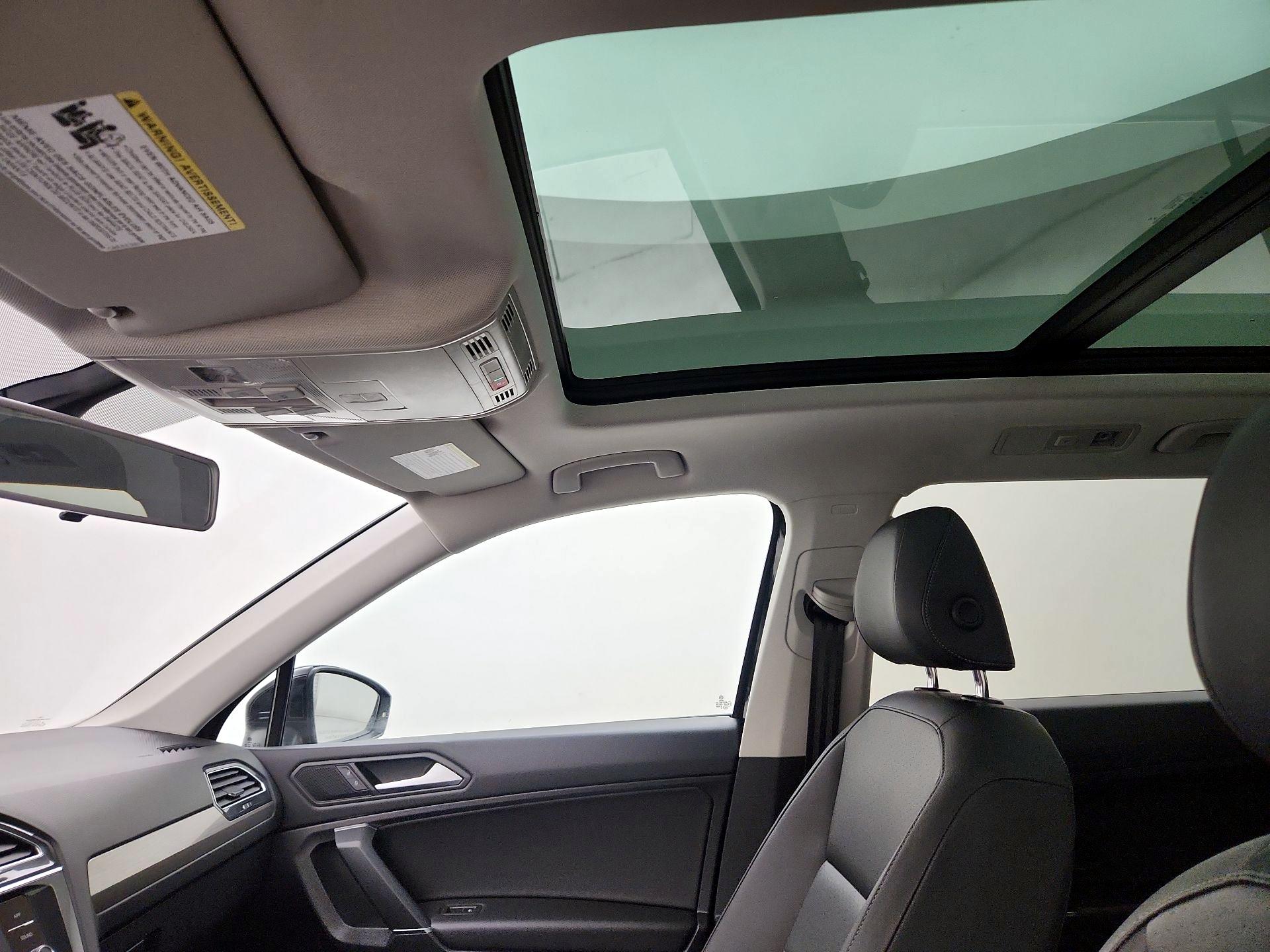 Thumbnail: 2020 Volkswagen Tiguan - 19