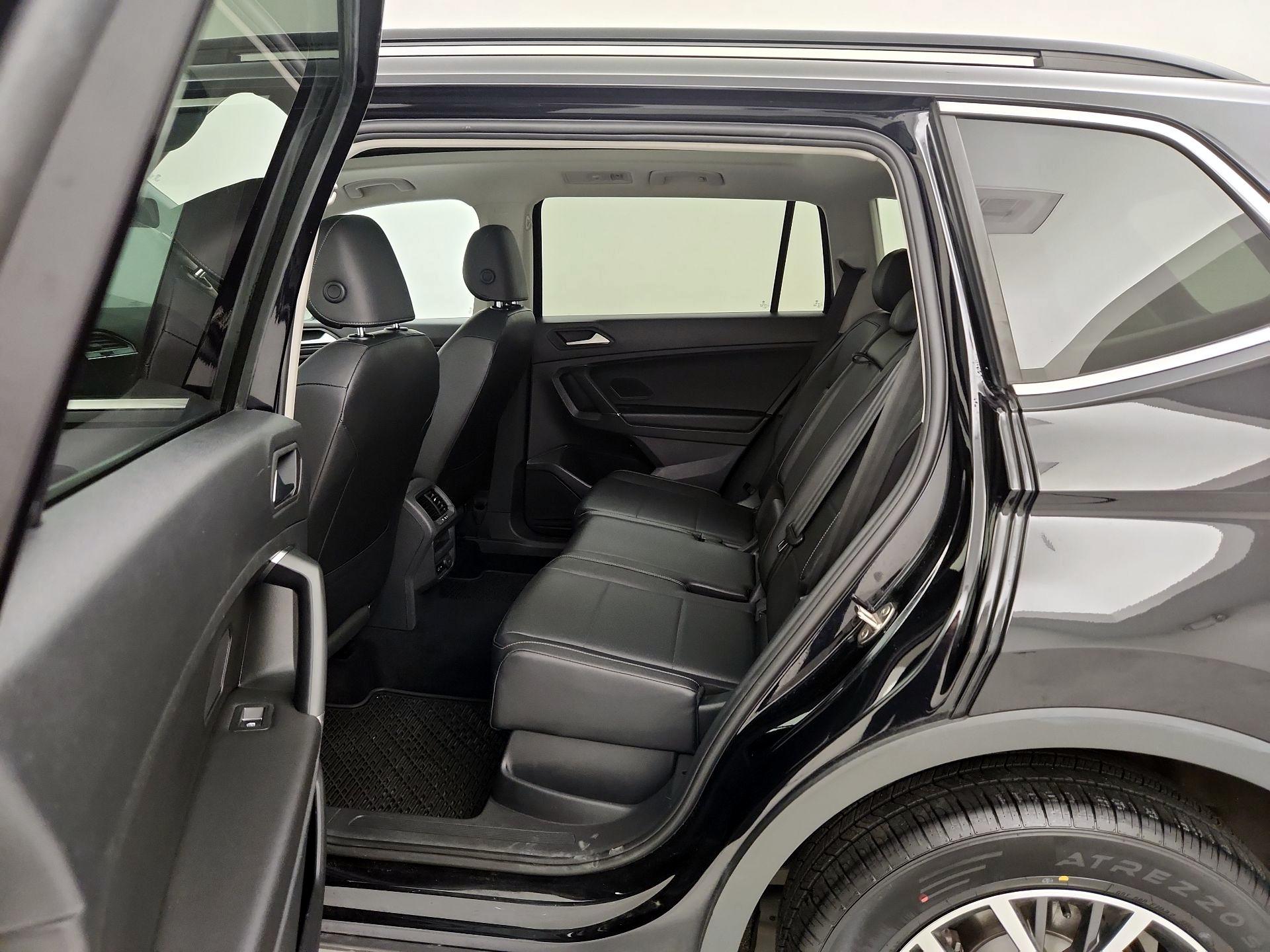 Thumbnail: 2020 Volkswagen Tiguan - 20