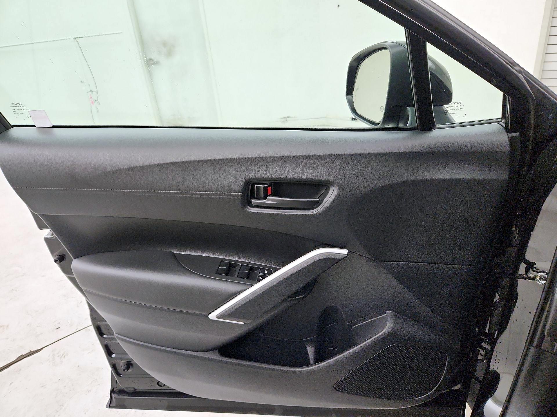 Thumbnail: 2024 Toyota Corolla Cross - 12