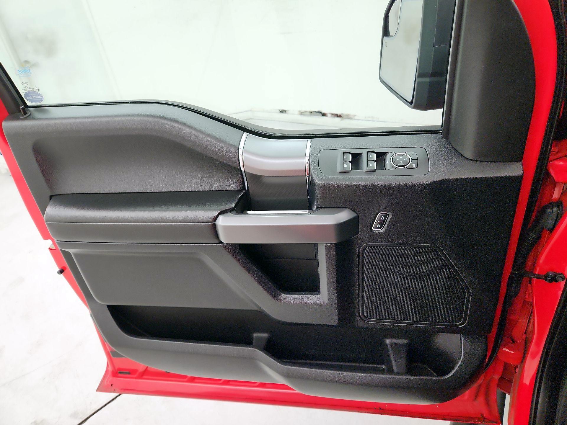 Thumbnail: 2016 Ford F-150 - 12