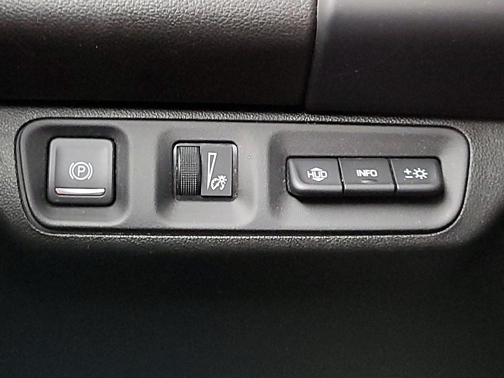 Thumbnail: 2022 GMC Acadia - 13