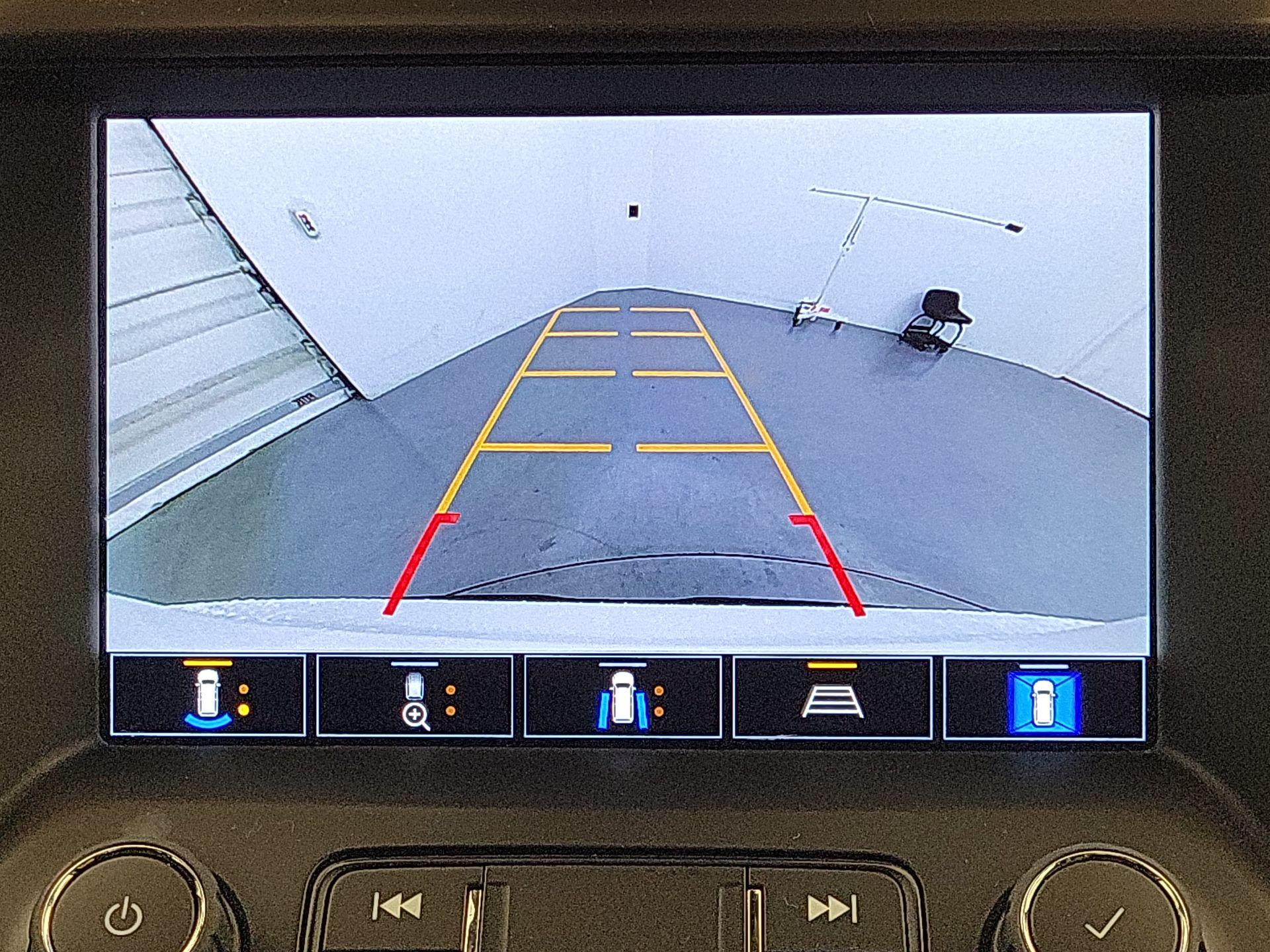 Thumbnail: 2022 GMC Acadia - 15