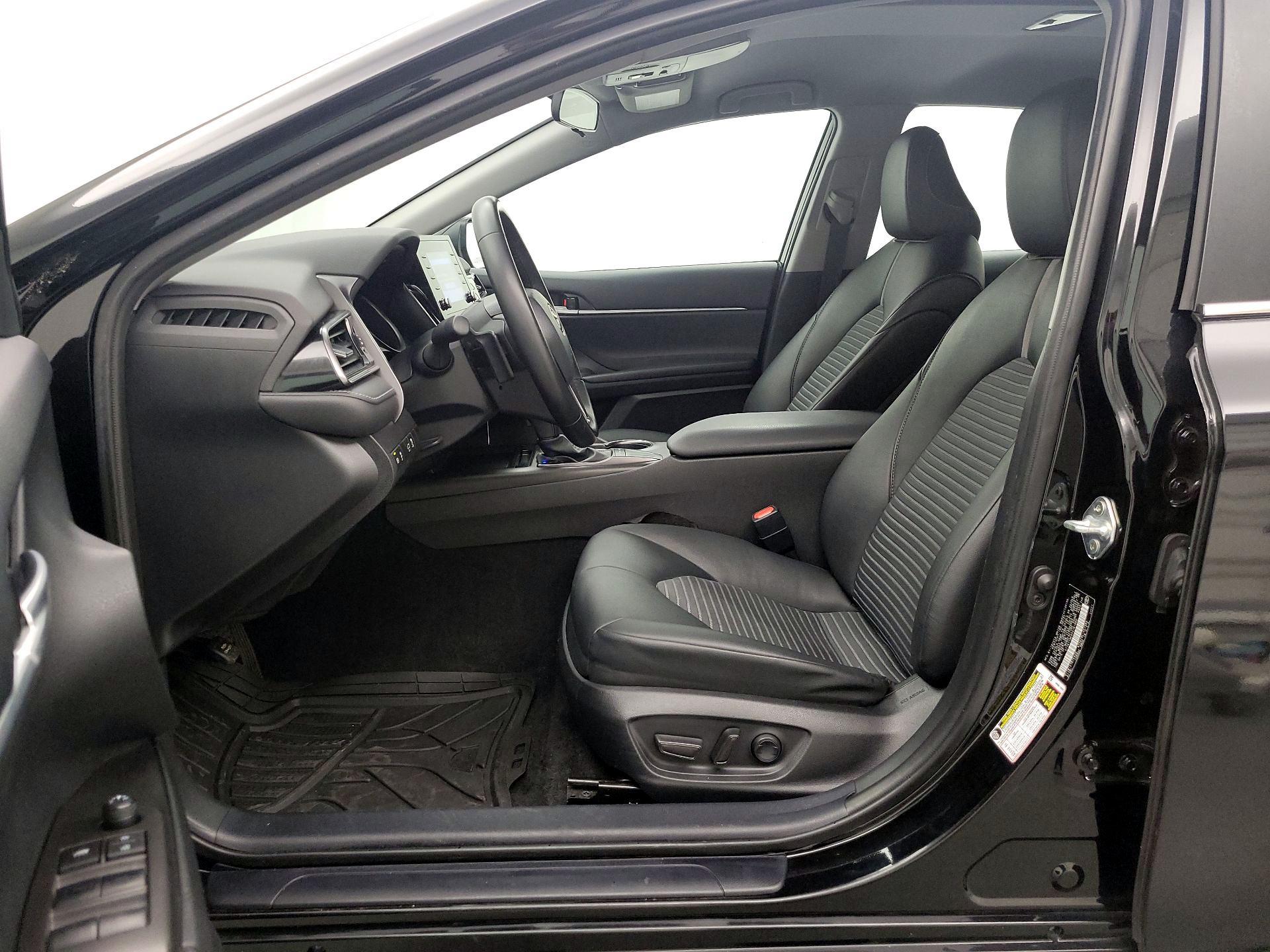 Thumbnail: 2023 Toyota Camry - 11