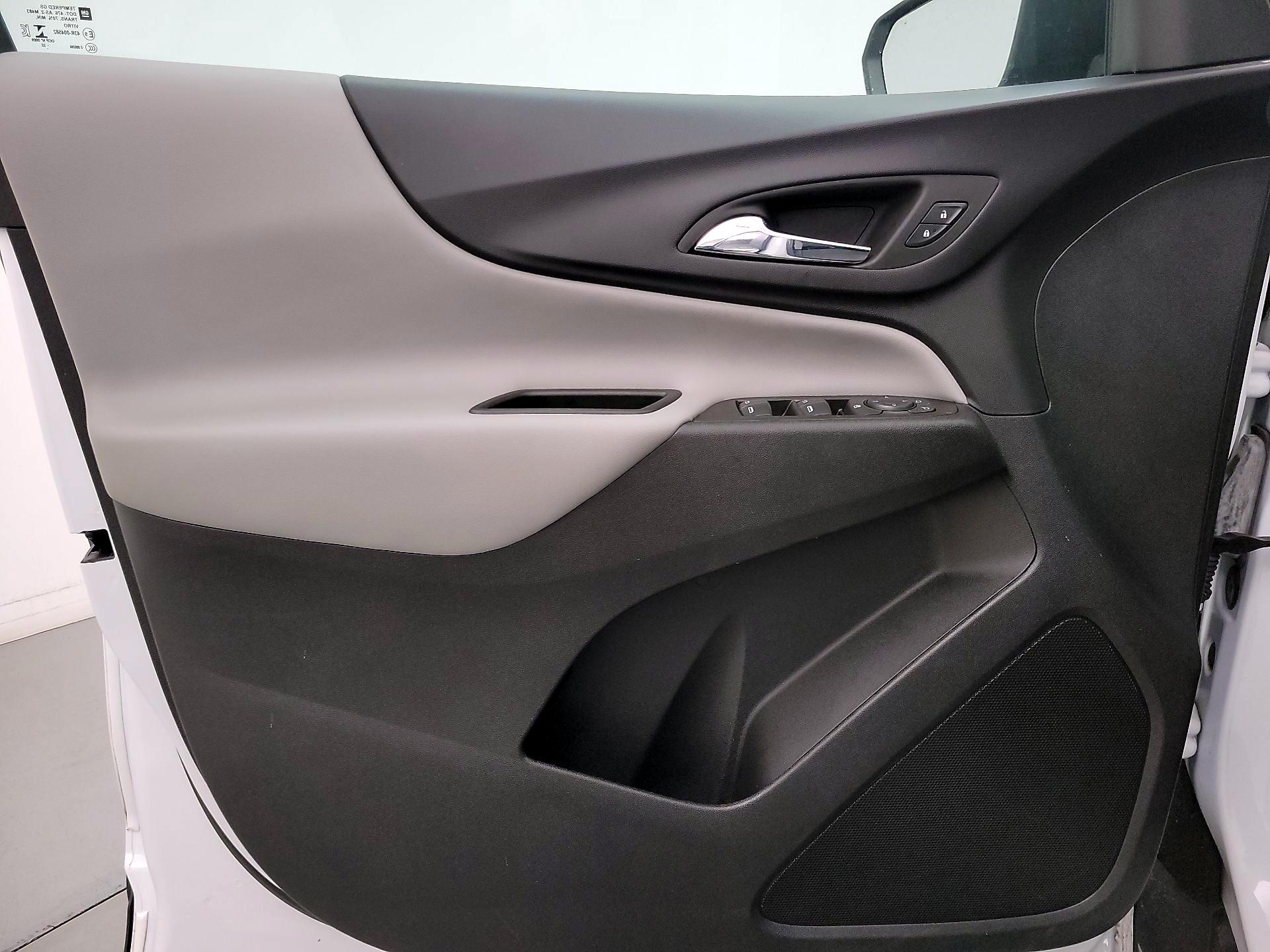 Thumbnail: 2022 Chevrolet Equinox - 12