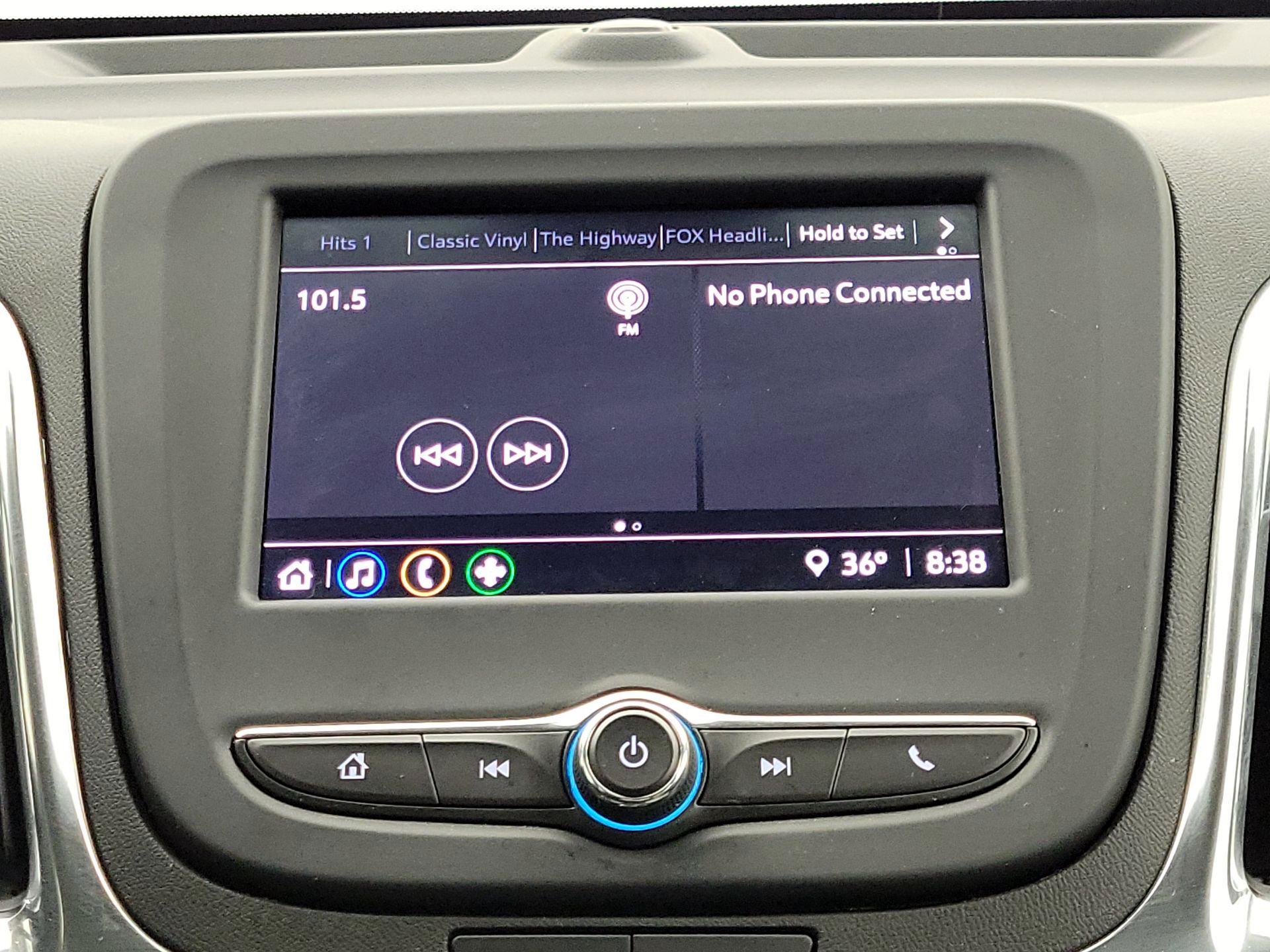 Thumbnail: 2022 Chevrolet Equinox - 16