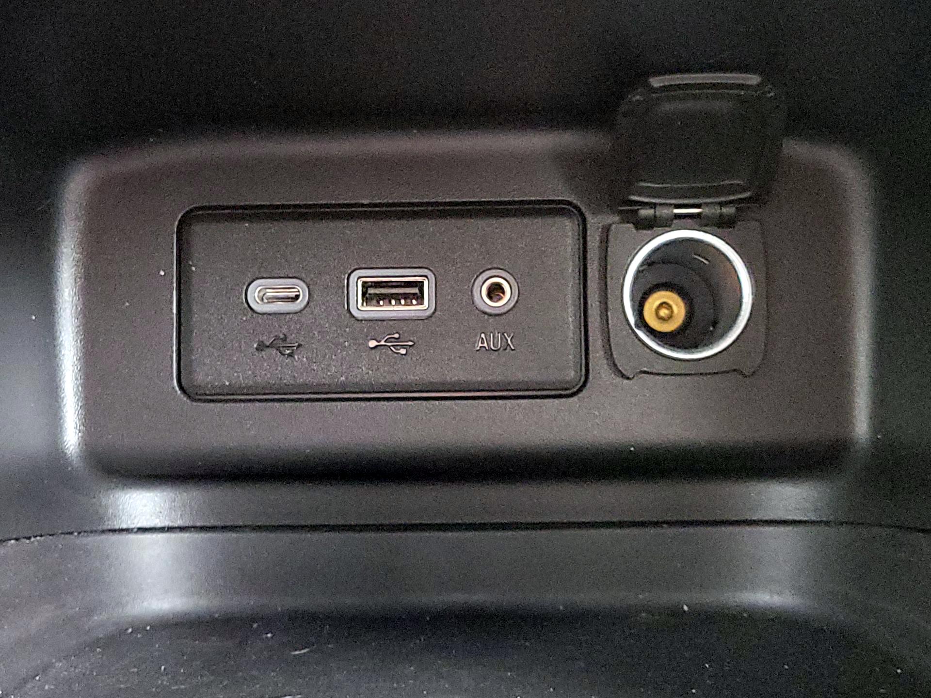 Thumbnail: 2022 Chevrolet Equinox - 19