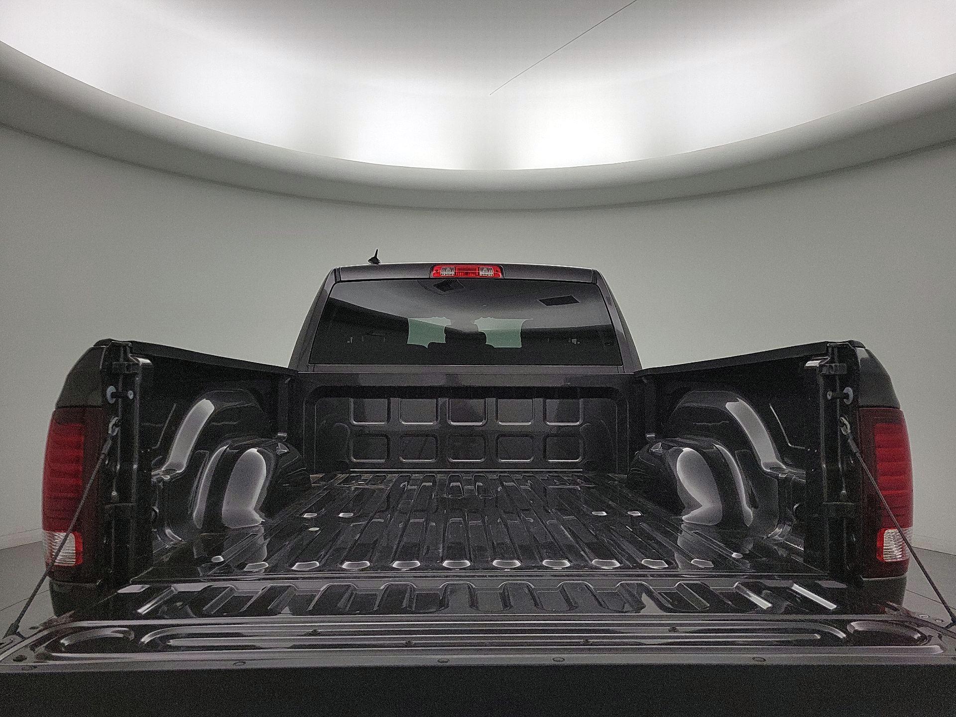 Thumbnail: 2023 RAM 1500 Classic - 20