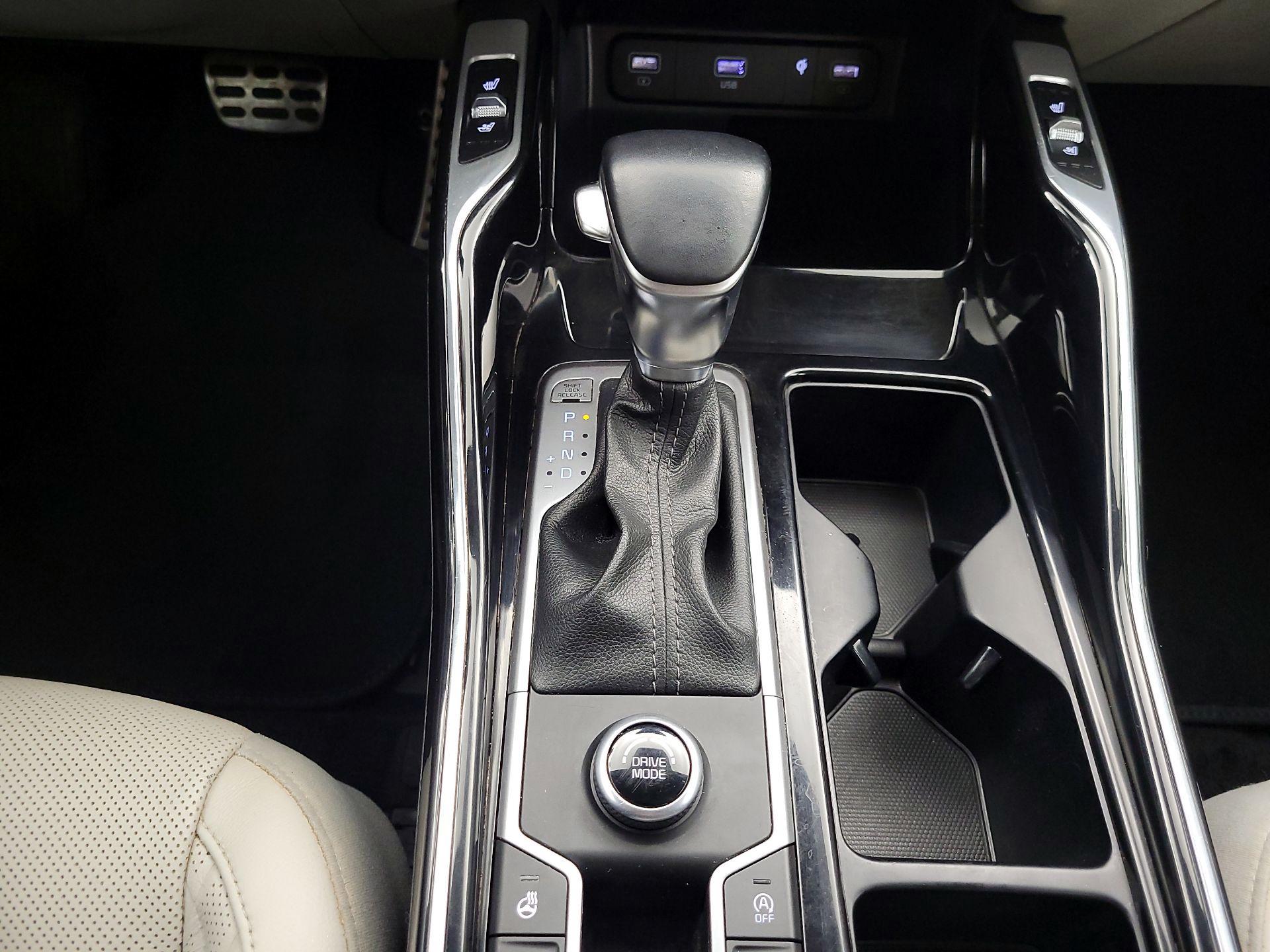 Thumbnail: 2021 Kia Sorento - 18